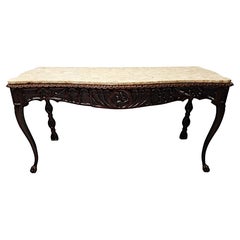  Une très rare et belle table de salon ou console gothique irlandaise du 19ème siècle 