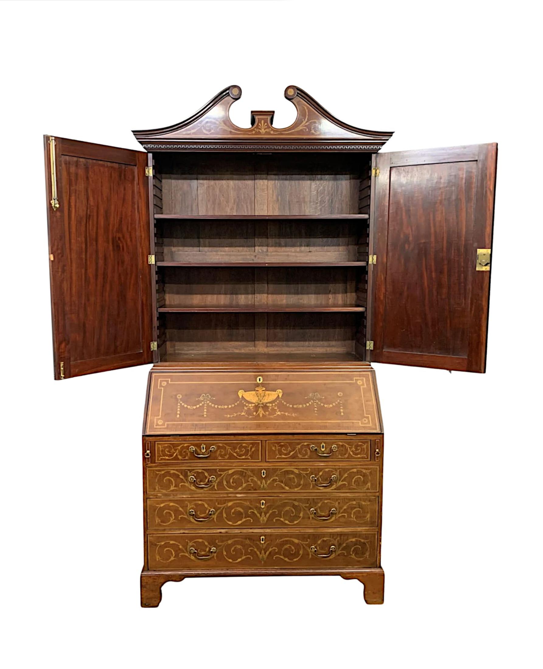 Very Rare and Fine Early 19th Century Georgian Inlaid Bureau Bookcase In Good Condition For Sale In Dublin, IE