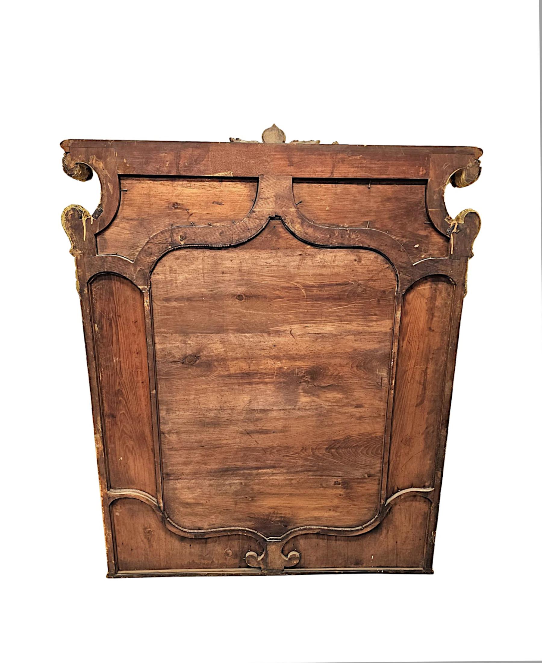 XIXe siècle Un très rare et impressionnant miroir de trumeau Margin en bois doré du 19ème siècle en vente
