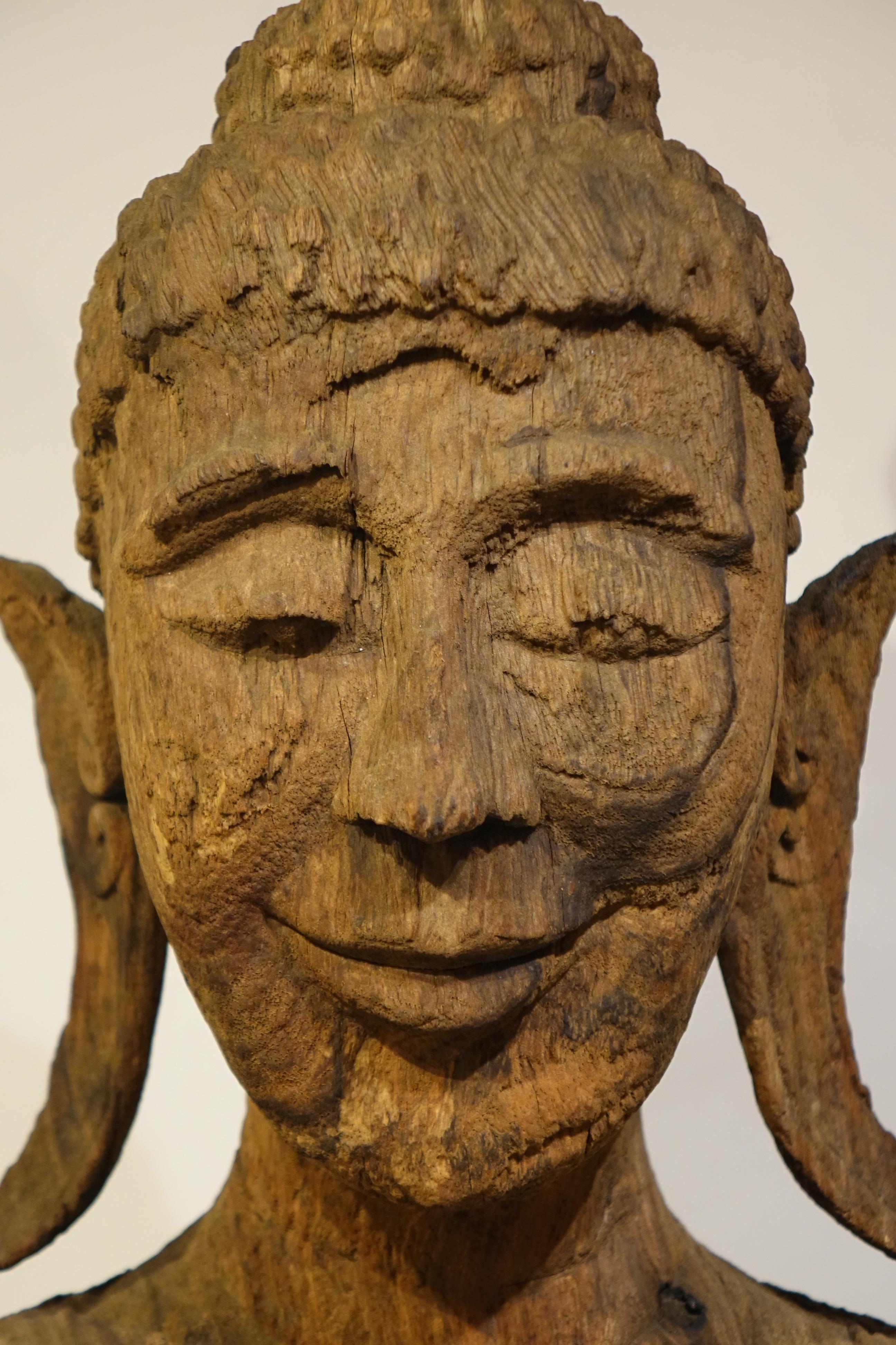 A  Seltener und großer Bouddha, Lao, 17. Jahrhundert, sehr selten. Luang Prabang Stil . (Holz) im Angebot