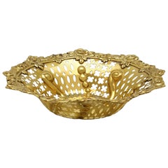 Un rarissimo piatto edoardiano in oro 9ct di Mappin & Webb - Londra 1903 - 142,4g