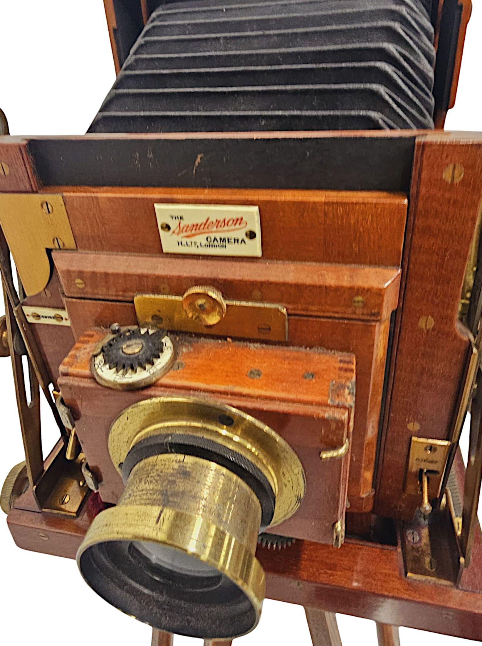 Laiton Très rare appareil photo à plaque Sanderson de la fin du 19e siècle en vente