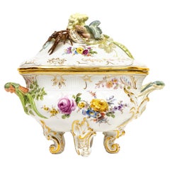 Una rarissima zuppiera e coperchio di Meissen Porcelain con top di verdure e aragoste