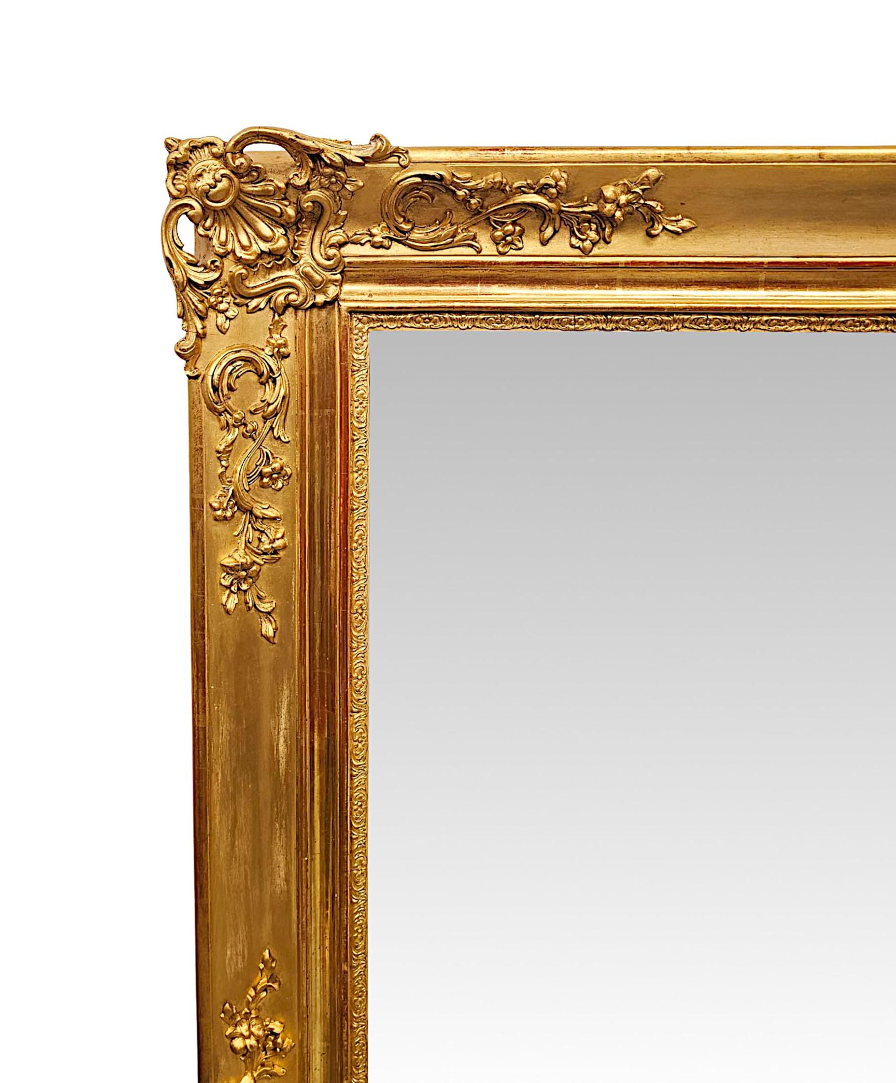 A Very Rare Pair of 19th Century Giltwood Mirrors In Good Condition For Sale In Dublin, IE