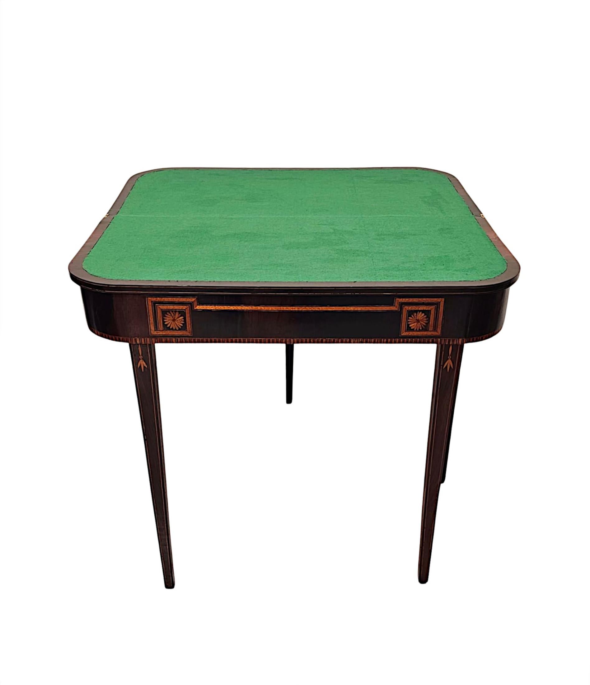 Une paire très rare de tables à cartes incrustées de style Régence du début du 19e siècle en vente 1