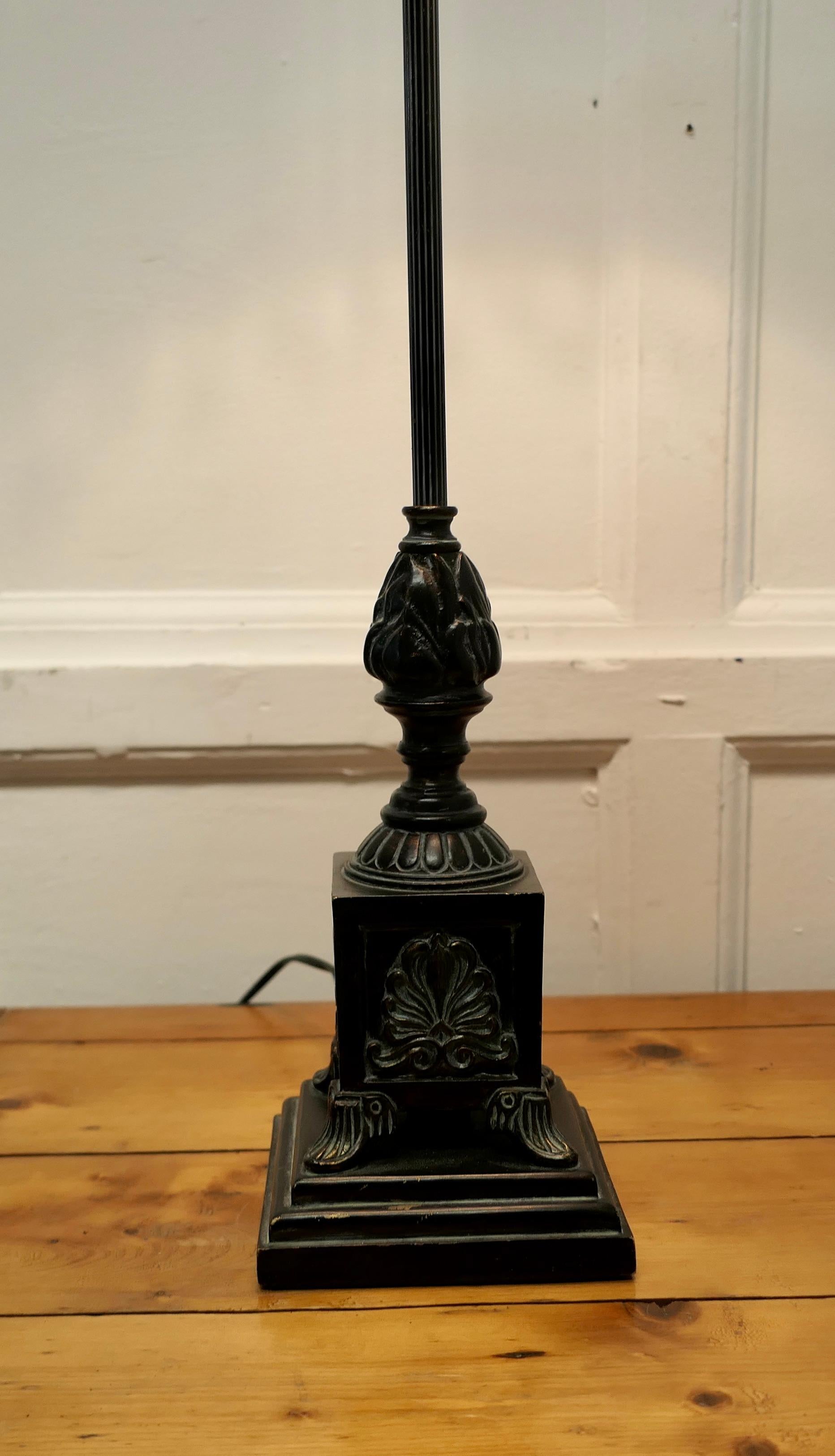 A Very Scary Gothic Looking Tall Witches Lamp   In Good Condition For Sale In Chillerton, Isle of Wight