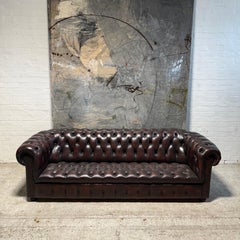 A Very Smart Late 20thC Leather Chesterfield 4 Seater Sofa - Dark Chestnut Brown