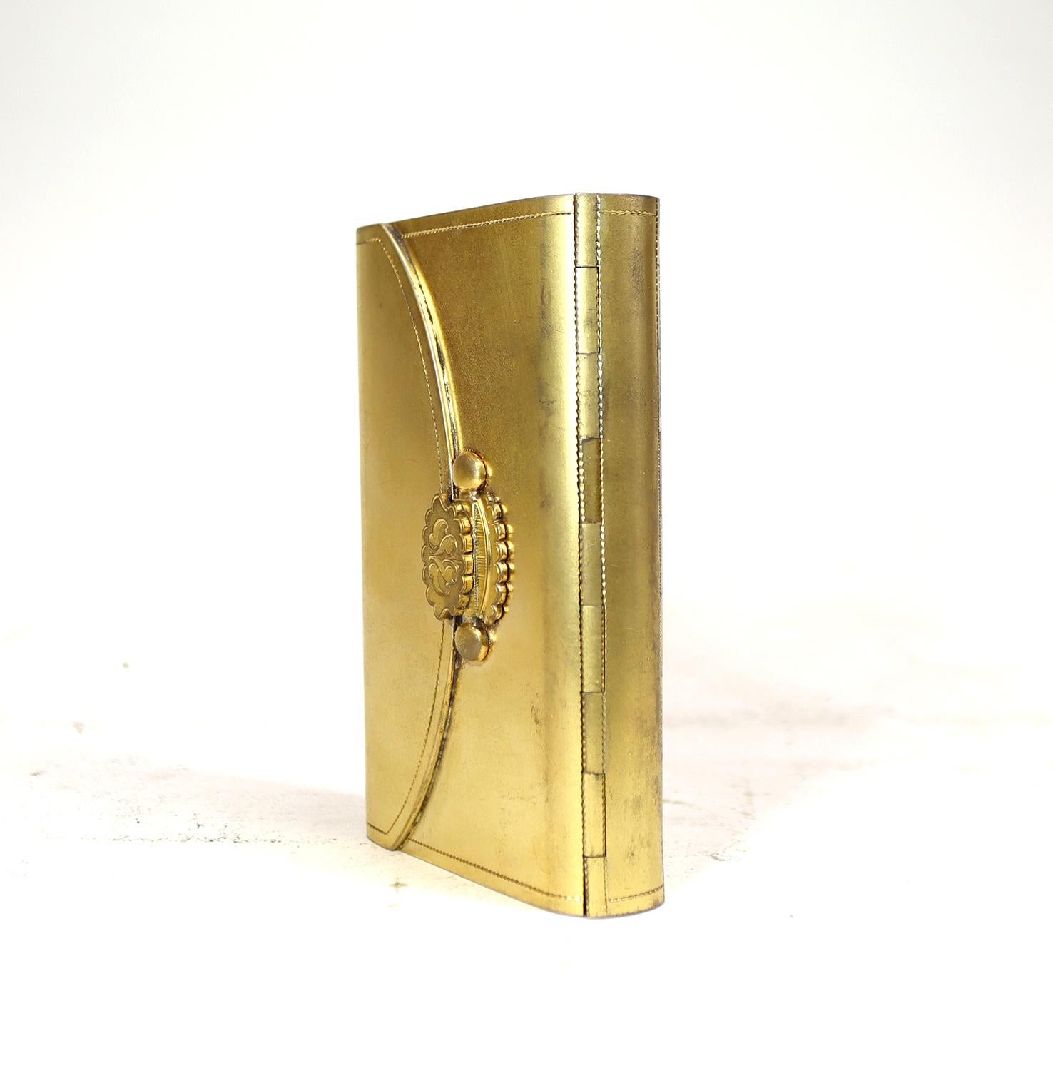 Early Victorian A Very Unusual Travel Clock in The Shape of a Prayer Book For Sale