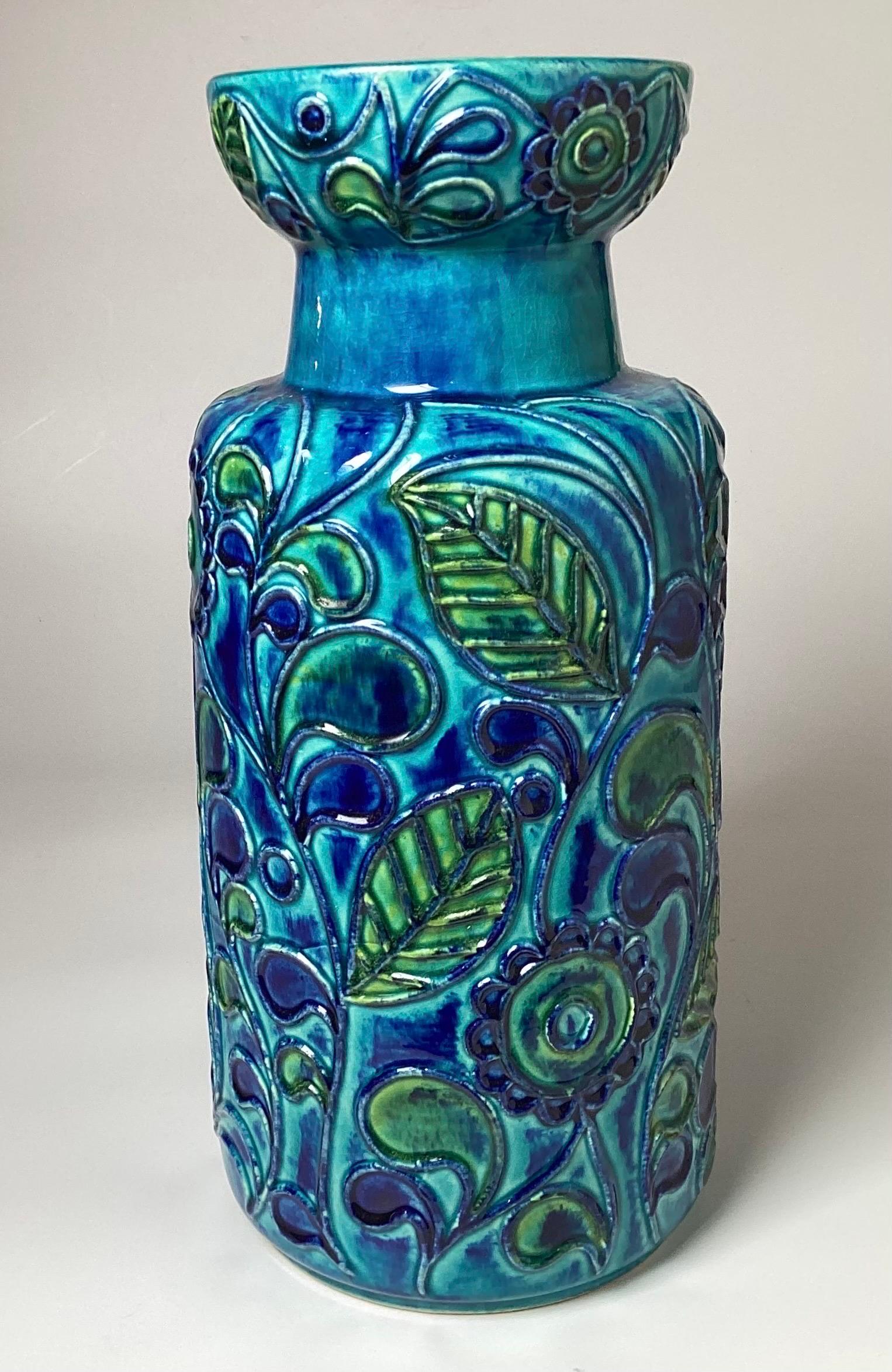 A vibrant Blue Mid Century Modern Ceramic Vase by Bay Keramik In Excellent Condition In Lambertville, NJ