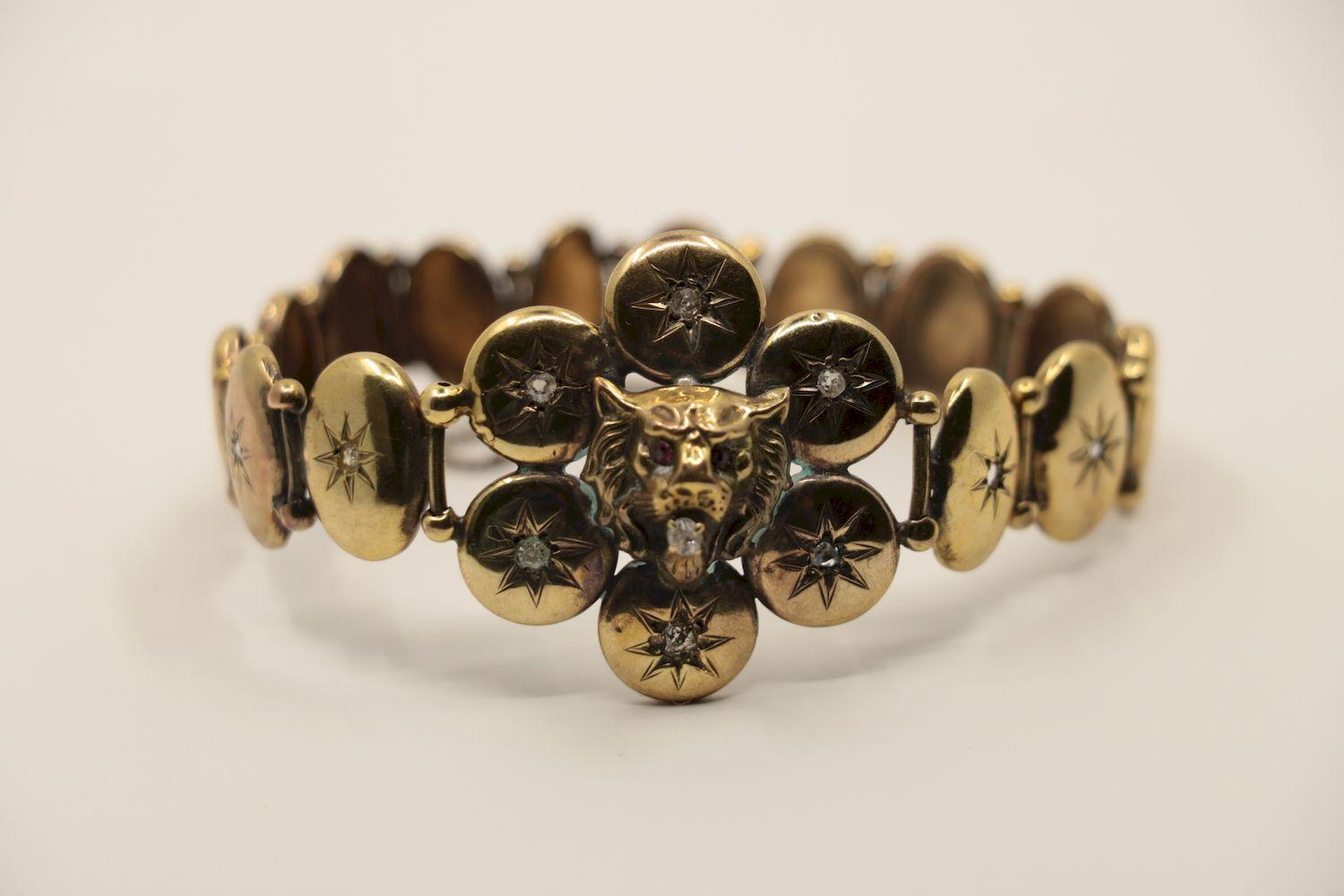 A Victorian 9K Gold Diamond Lion Head Bracelet In Good Condition In Flushing, NY