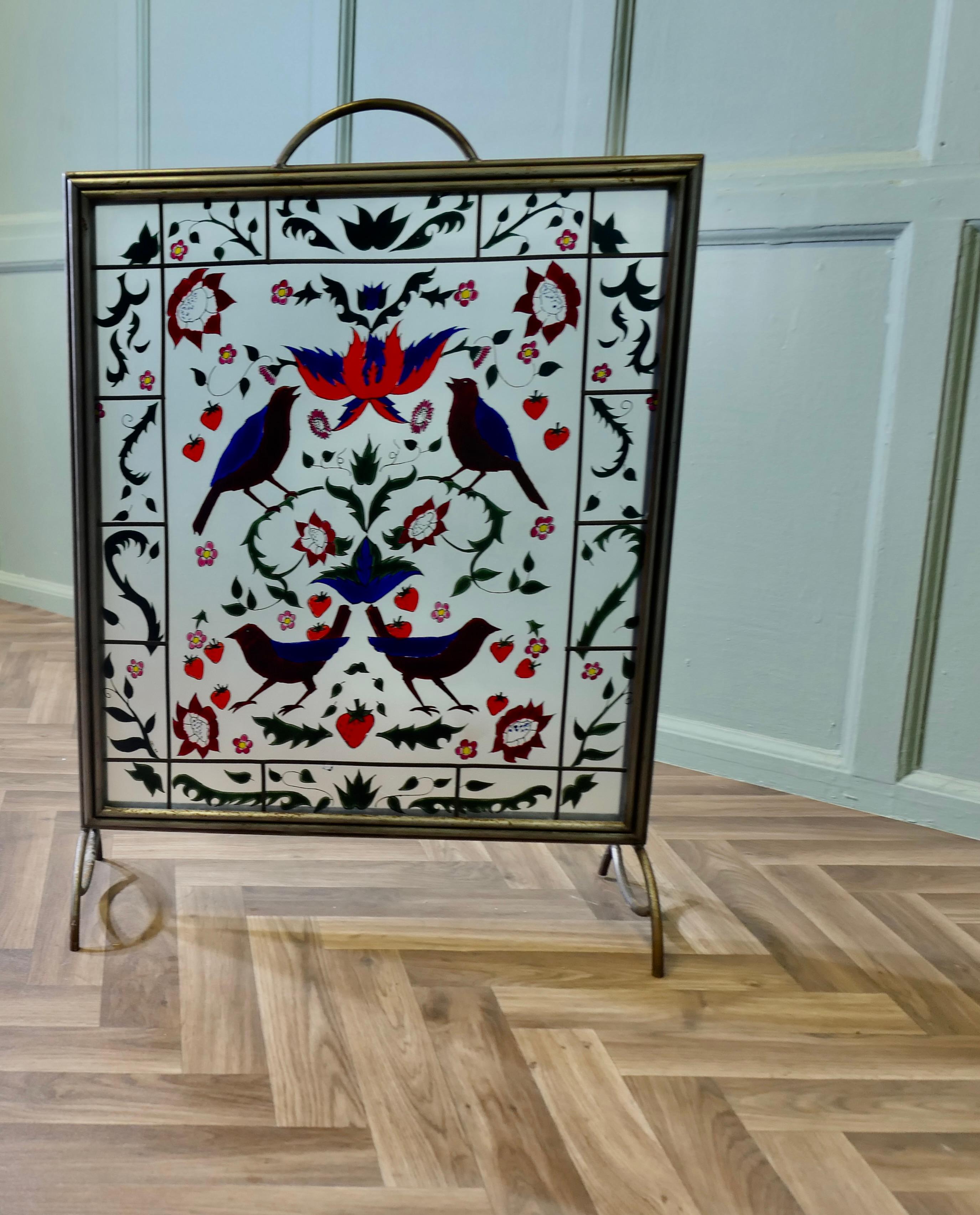 A Victorian Art Nouveau Painted Glass Fire Screen In Good Condition For Sale In Godshill, Isle of Wight