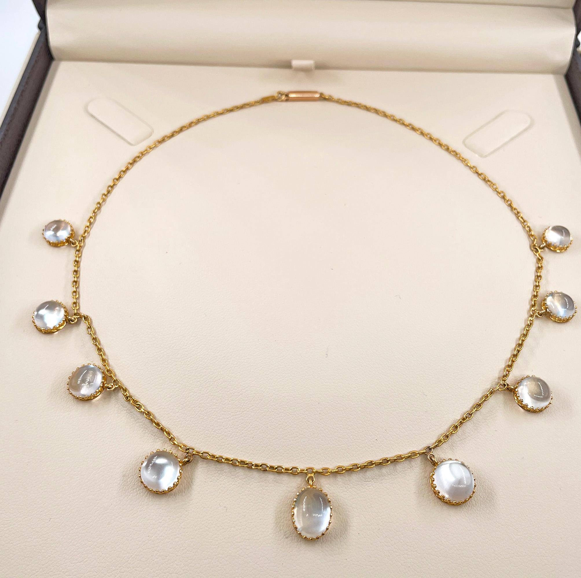 A.I.C. vittoriano del 1870 Collana graduata con frangia di pietra di luna blu da 21,0 ct. in oro 15 ct. in vendita 11