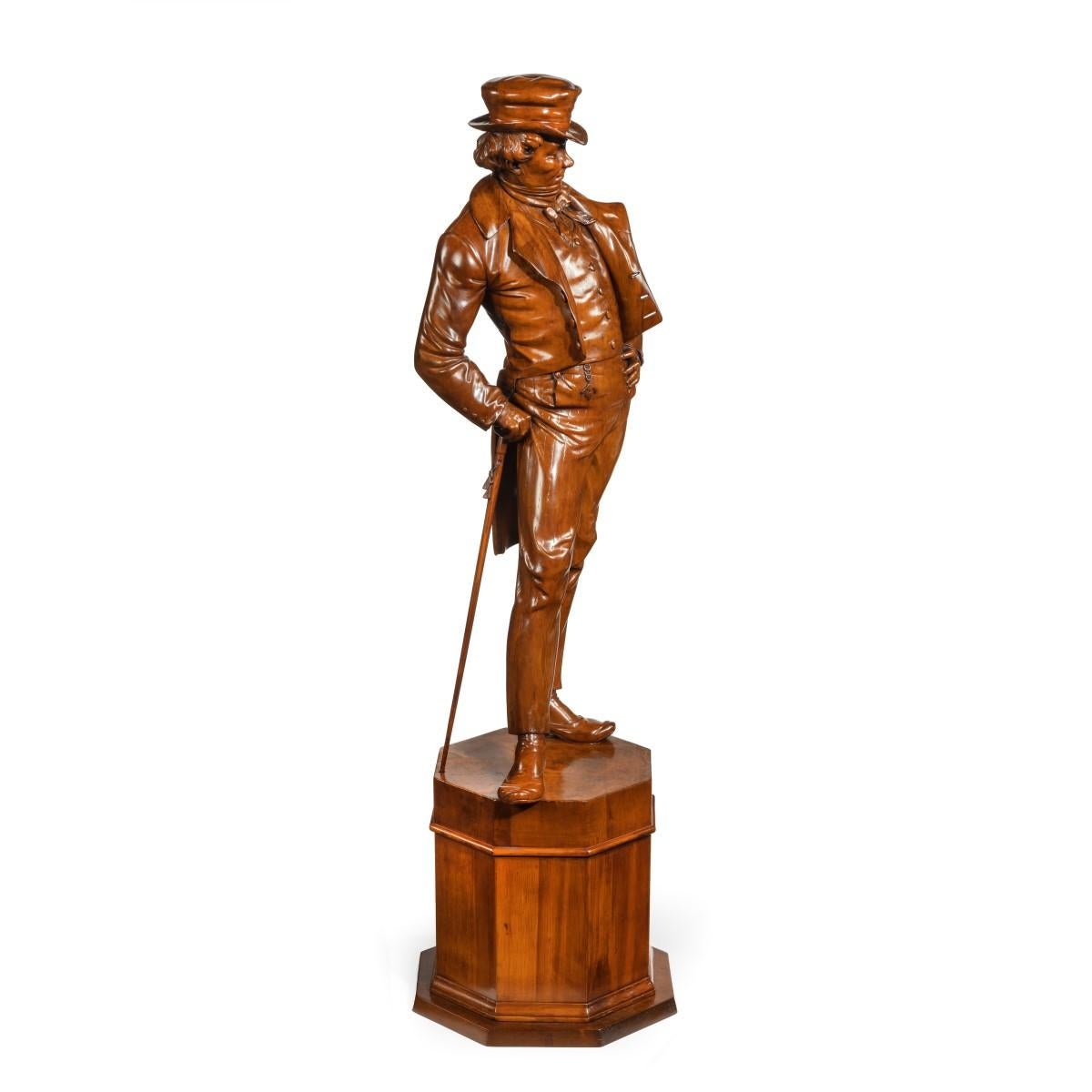 Victorien Figure victorienne en noyer sculpté représentant un homme à la mode portant un haut doux en vente