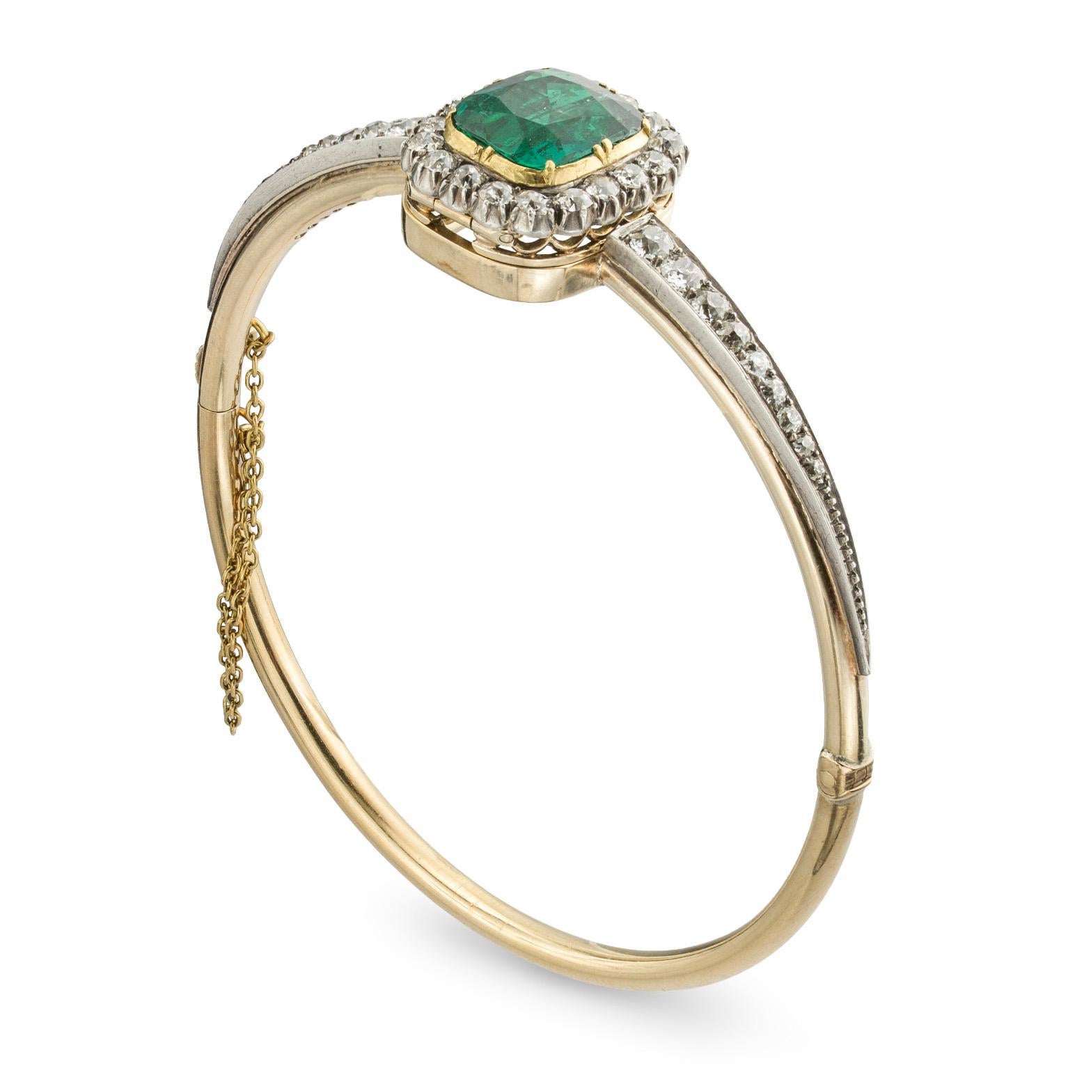 Brilliant Cut Victorian Colombian Emerald and Diamond Cluster Ring For Sale