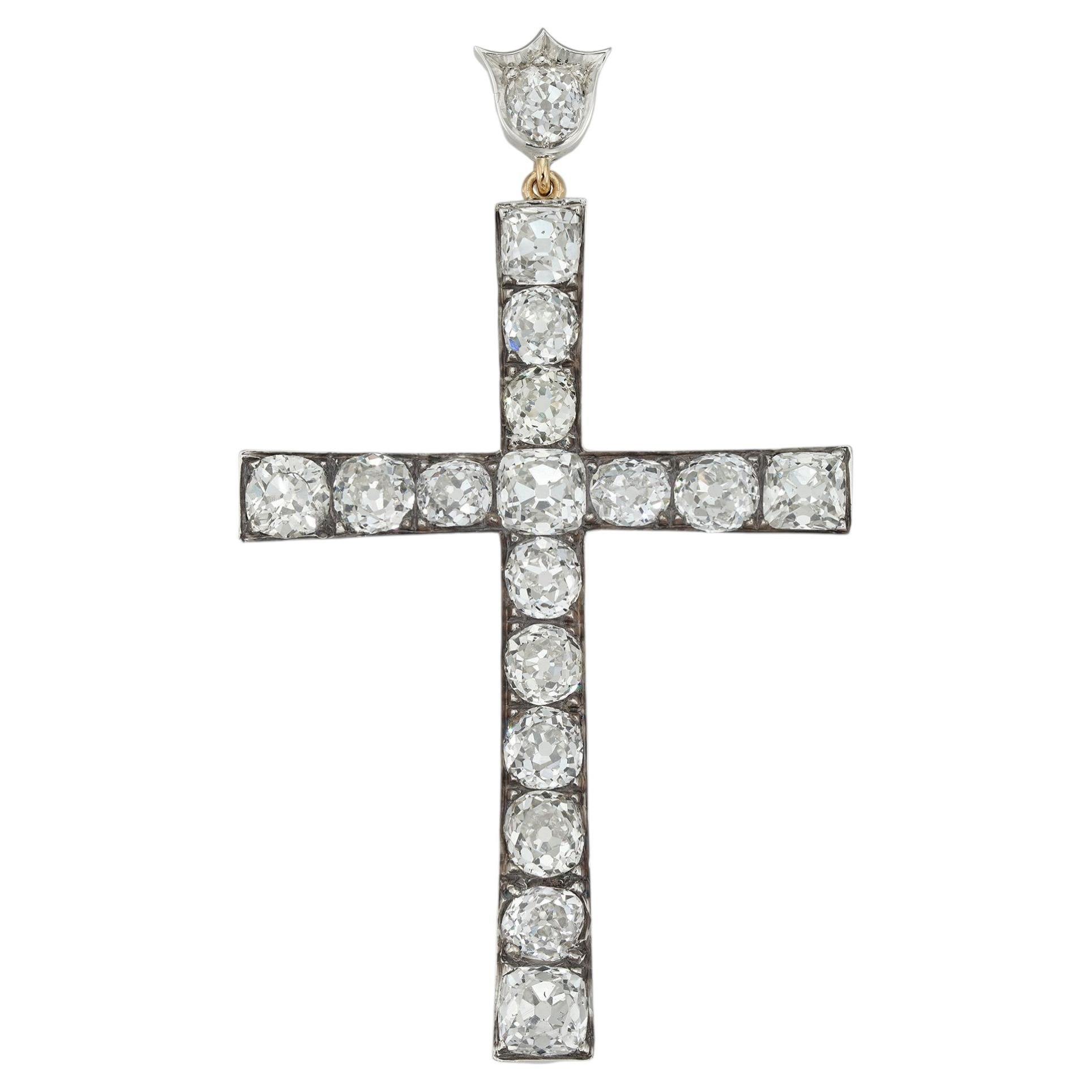 A Victorian diamond-set cross pendant For Sale