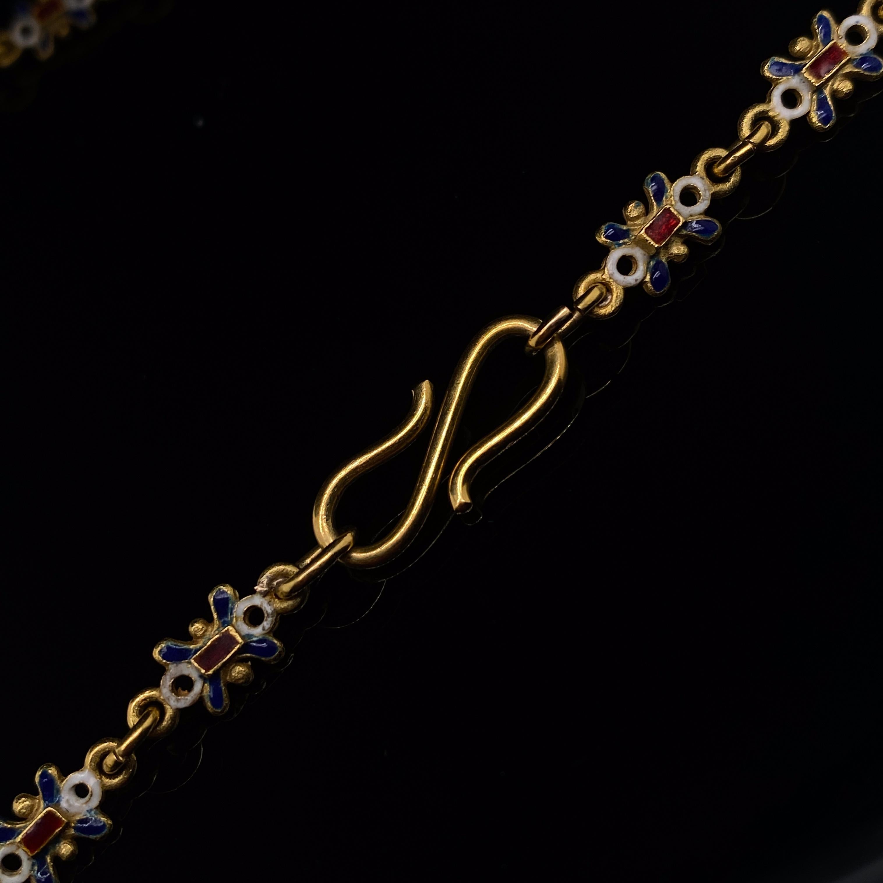 Victorian Enamel Necklace 18 Karat Yellow Gold 2