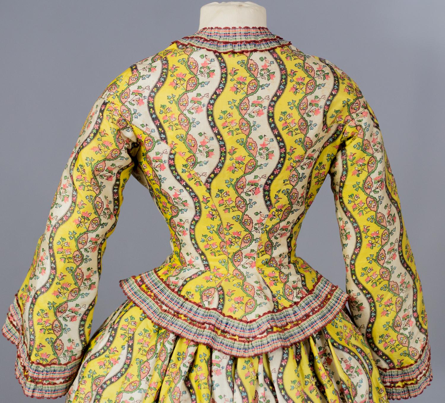 A Victorian French Printed Silk Dress - Provence Circa 1850 11