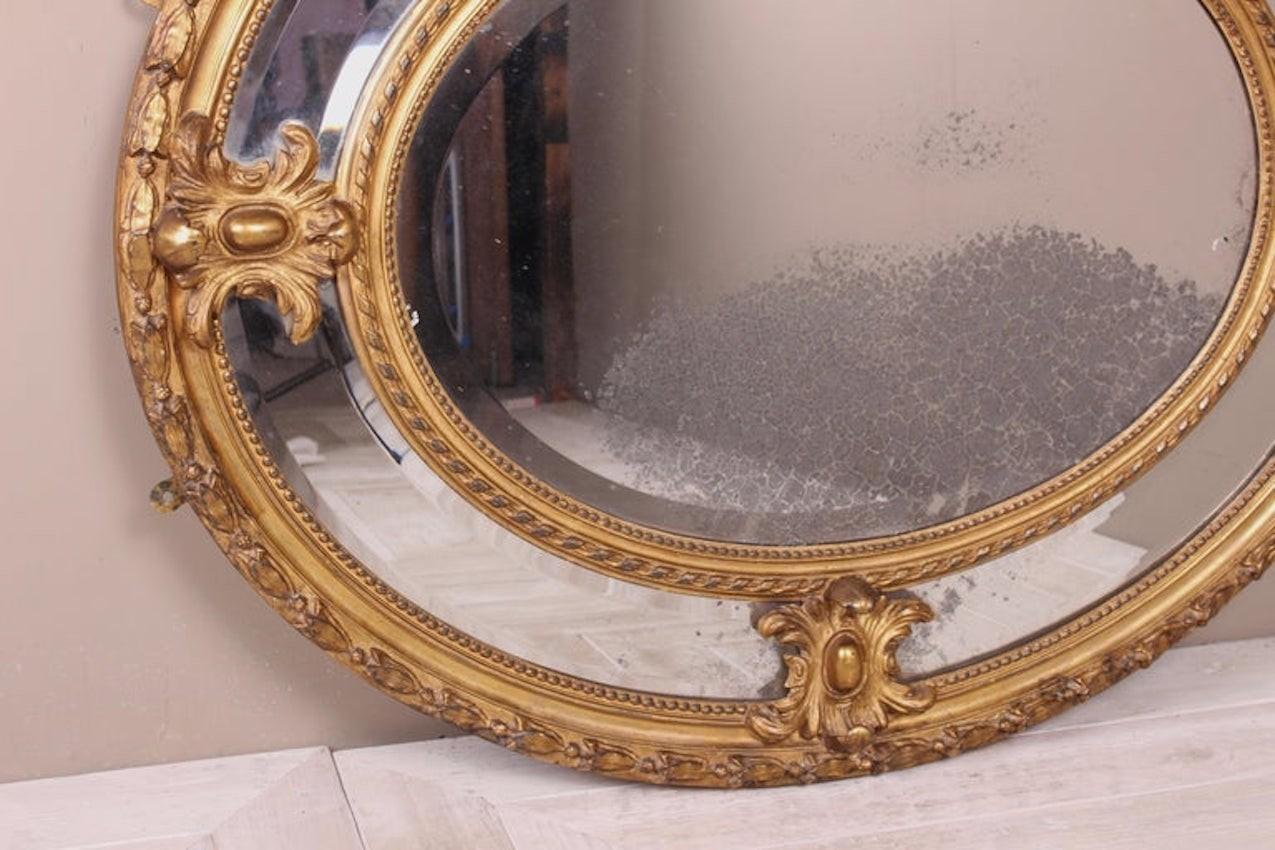 Fait main Miroir à plaque marginale ovale en bois doré de l'époque victorienne en vente