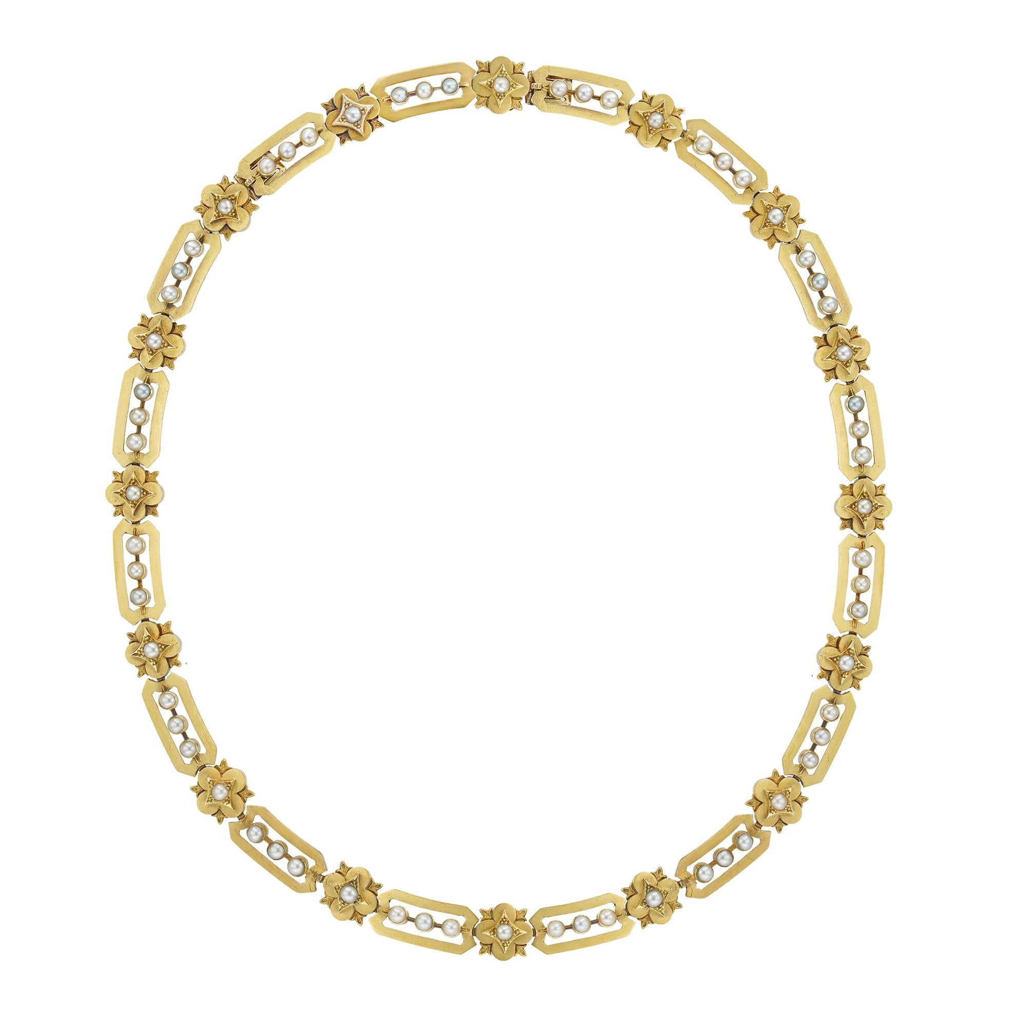 Taille ronde Un collier victorien en or et en perles en vente