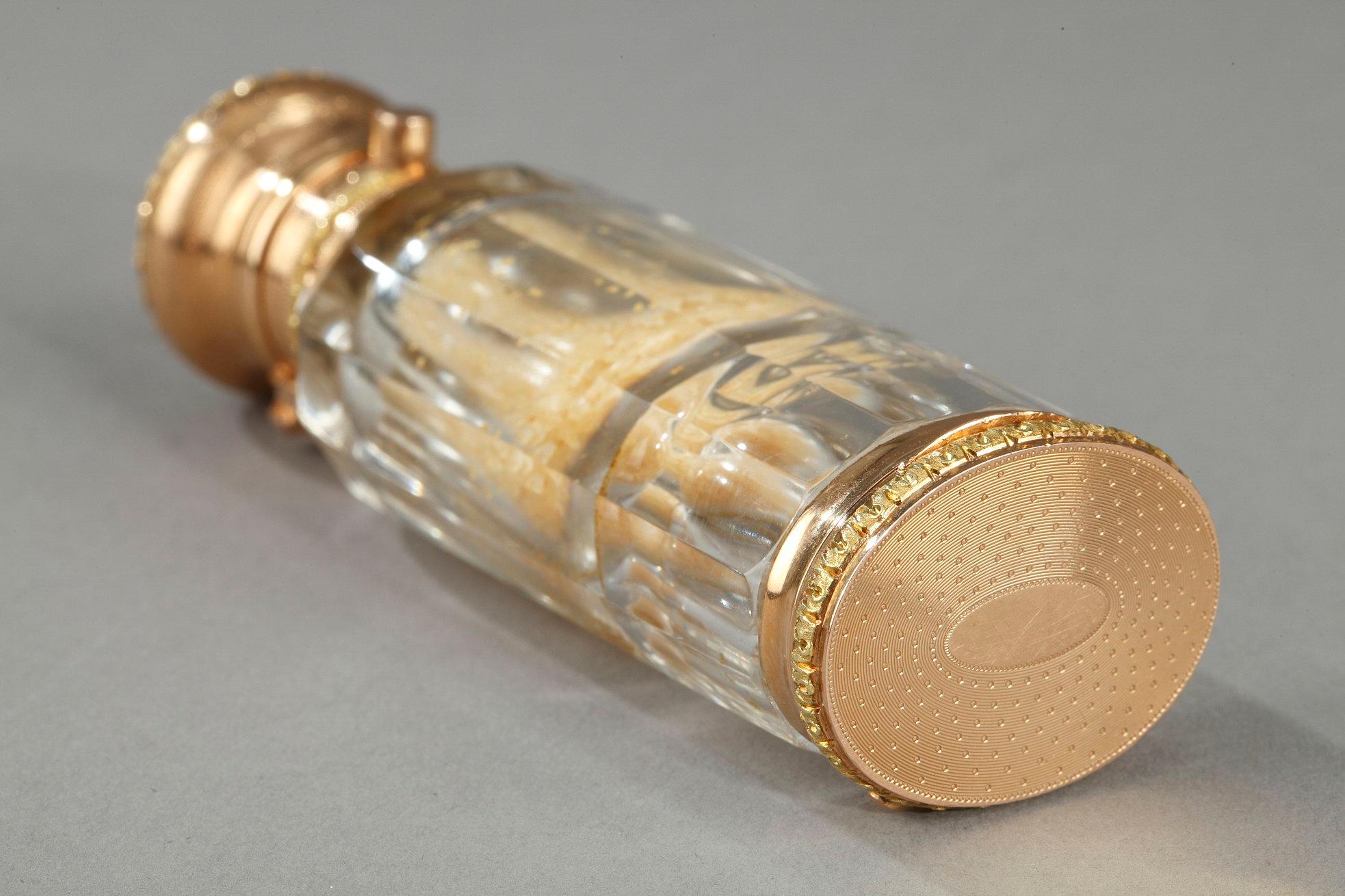 Bouteille à parfum victorienne en cristal à double extrémité en or en vente 3