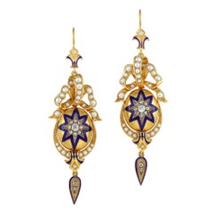 Une parure victorienne en or, perles, diamants et émail bleu