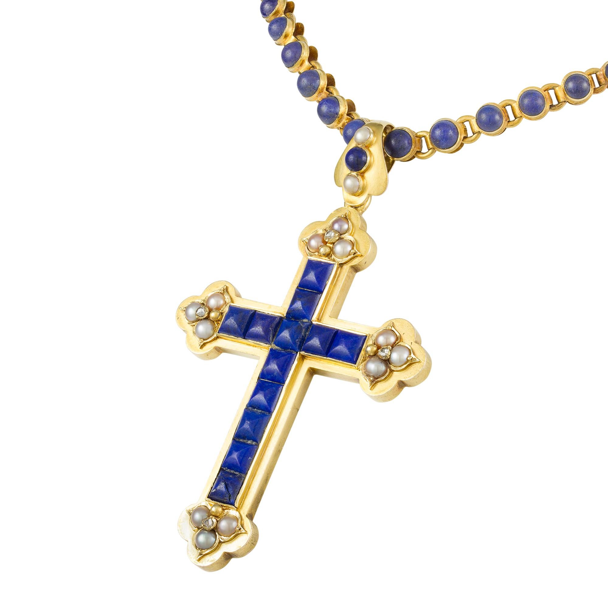 Vittoriano Ciondolo a croce vittoriano in lapis, mezza perla e diamanti in vendita