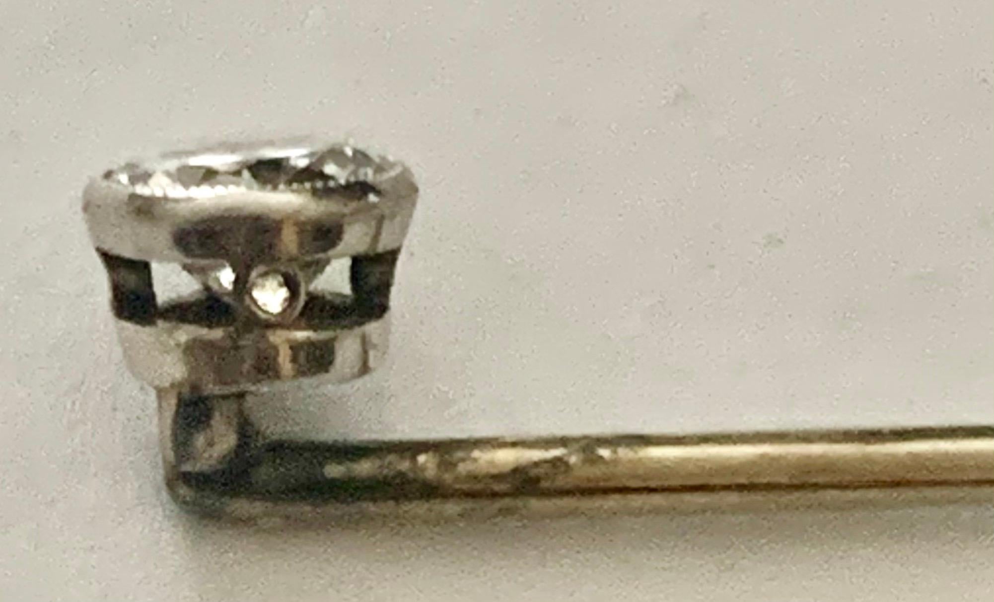 Victorian Old Brilliant Cut 0.45 Carat Diamond Stickpin in 18kt Gold For Sale 1