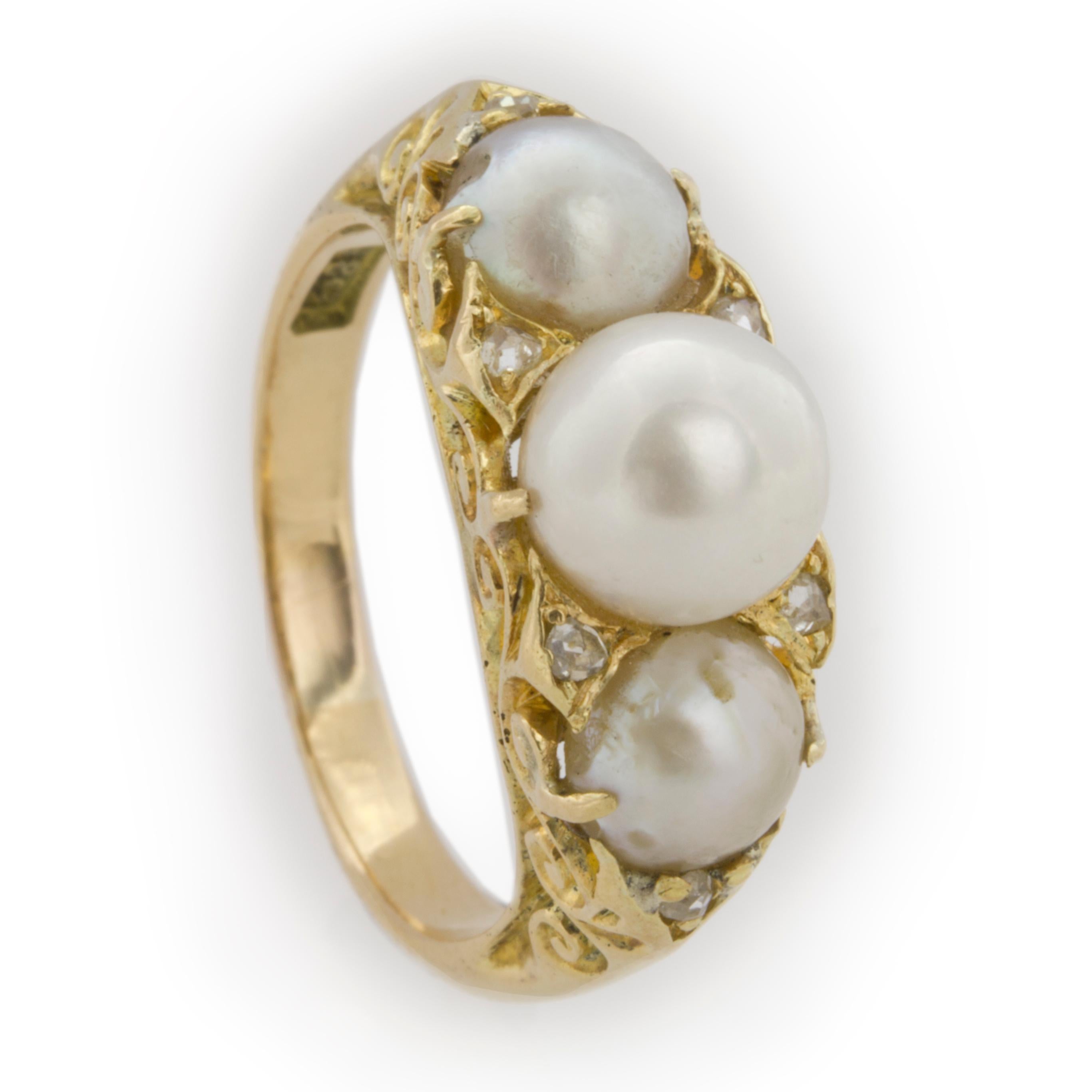 Viktorianischer Perlen- und Goldring (Rosenschliff) im Angebot