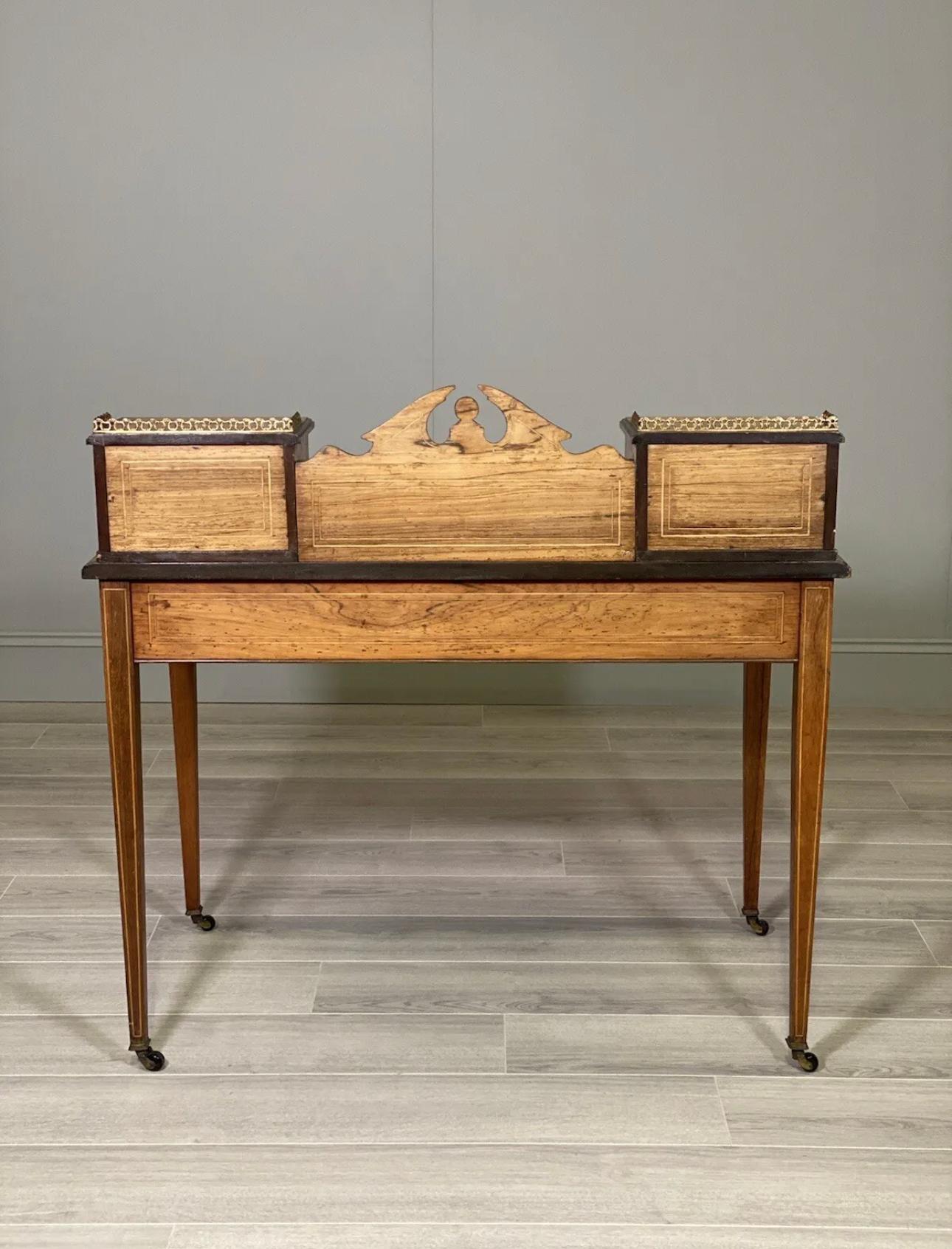Viktorianischer Schreibtisch aus Rosenholz von Maple & Co im Angebot 5