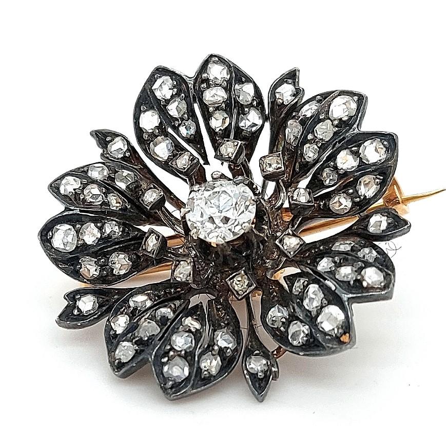 Victorian Silver on Gold Diamond Flower Brooch or Pendant, circa 1860 For Sale 9