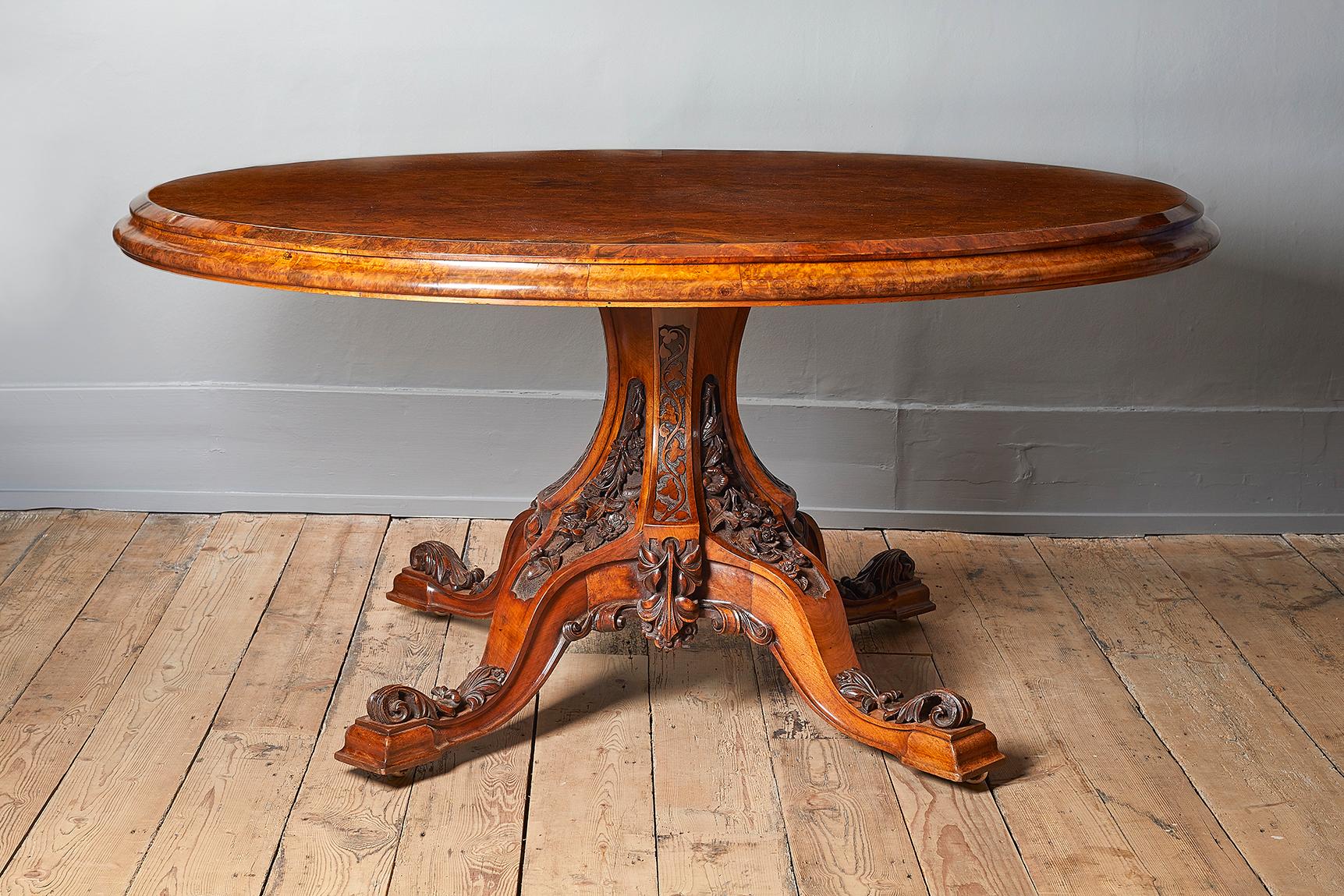 19th Century Victorian Burr Walnut Center Table In Good Condition In Petworth, West Sussex