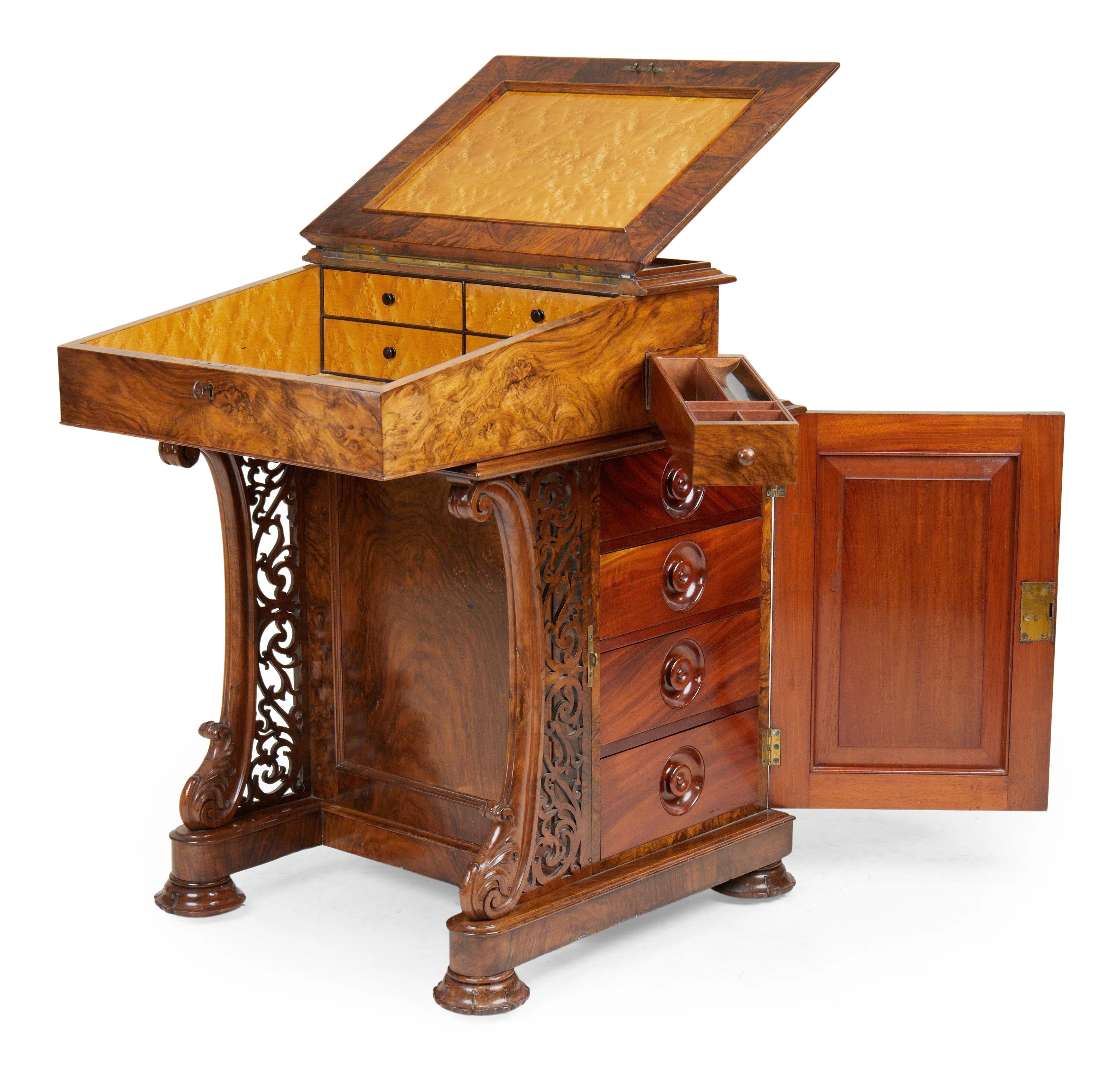 A Victorian Walnut Davenport Desk By Wilkinson & Son, London For Sale 5