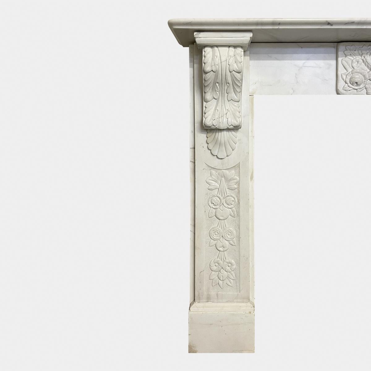 Victorian White Marble Carved Corbel Fireplace Mantel In Good Condition In London, GB