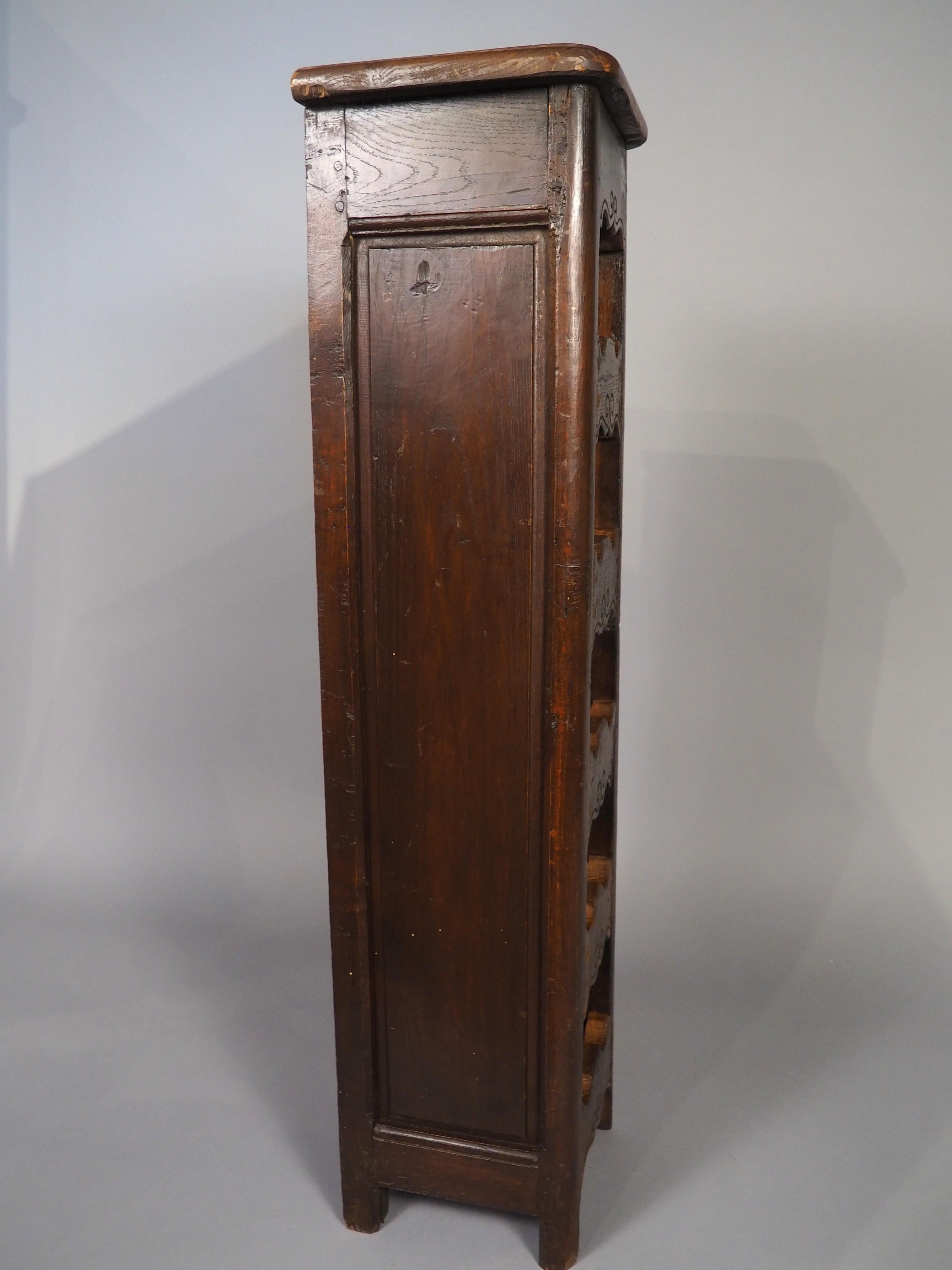 Ein Vintage 10-Flasche Französisch Wein Carrier aus wiederverwendetem Holz im Angebot 10