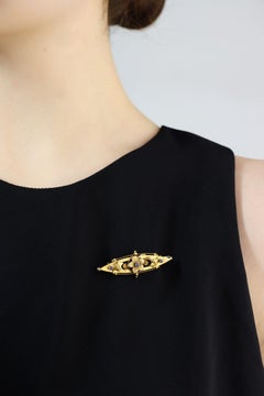 A Vintage 15K Gold Aquamarine Pendant Brooch Pin