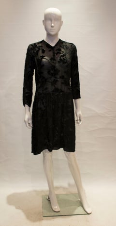 a vintage 1920s - 1930s black floral devore day dress small