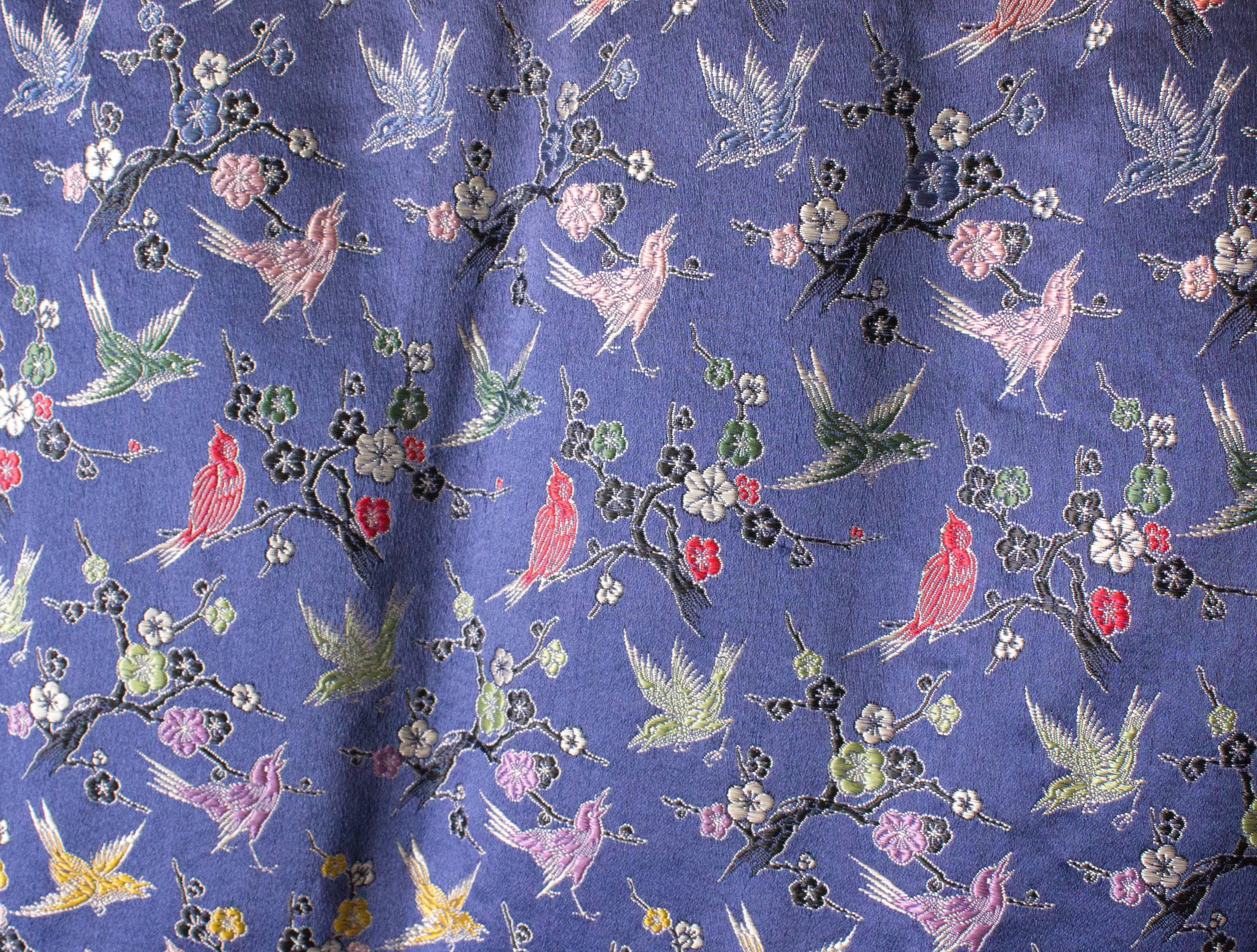 Women's A Vintage 1950s Embroidered Floral Chinese Blue Silk Jacket For Sale