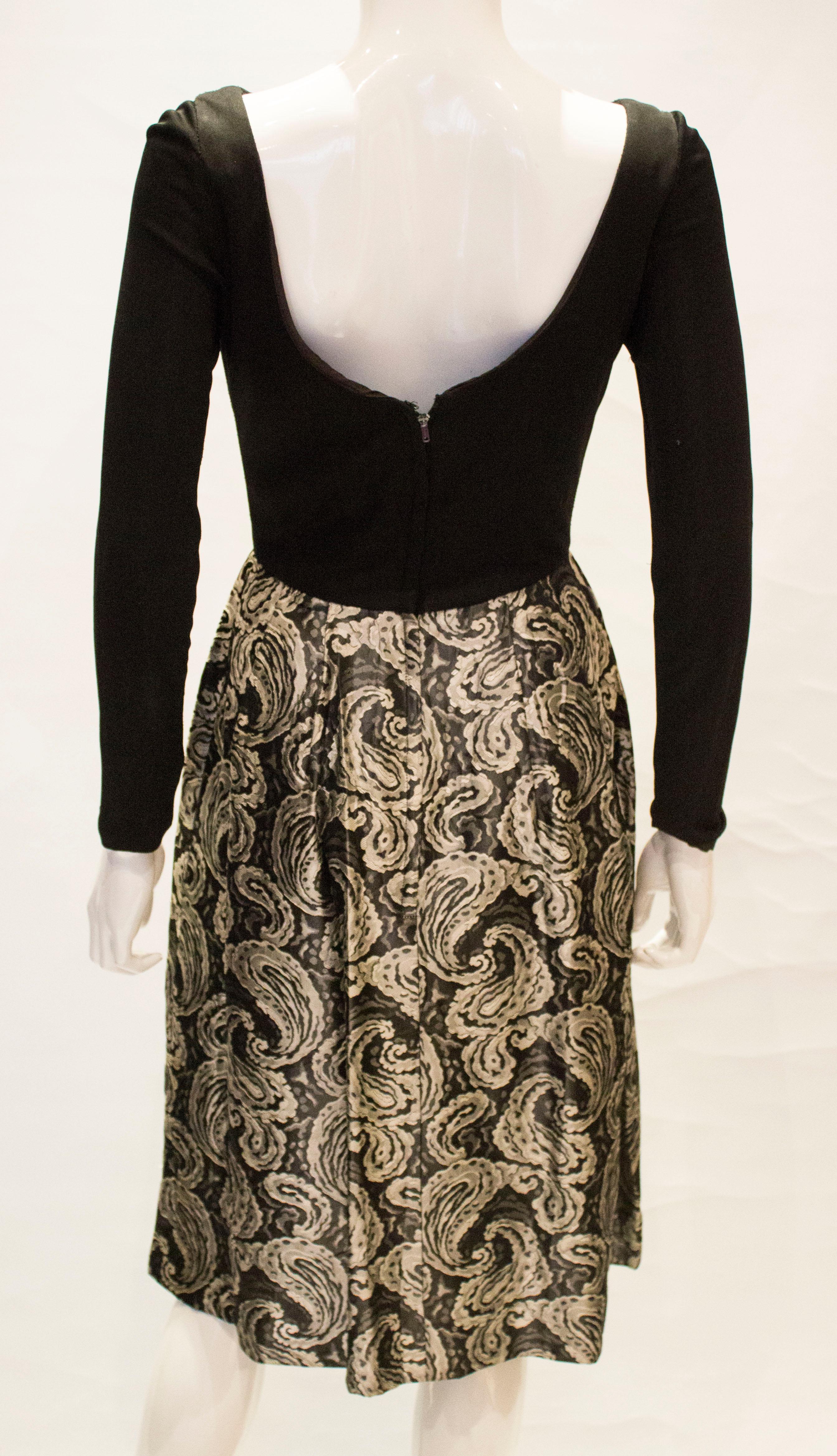 Women's A vintage 1950s silver and black brocade party low back paisley dress small