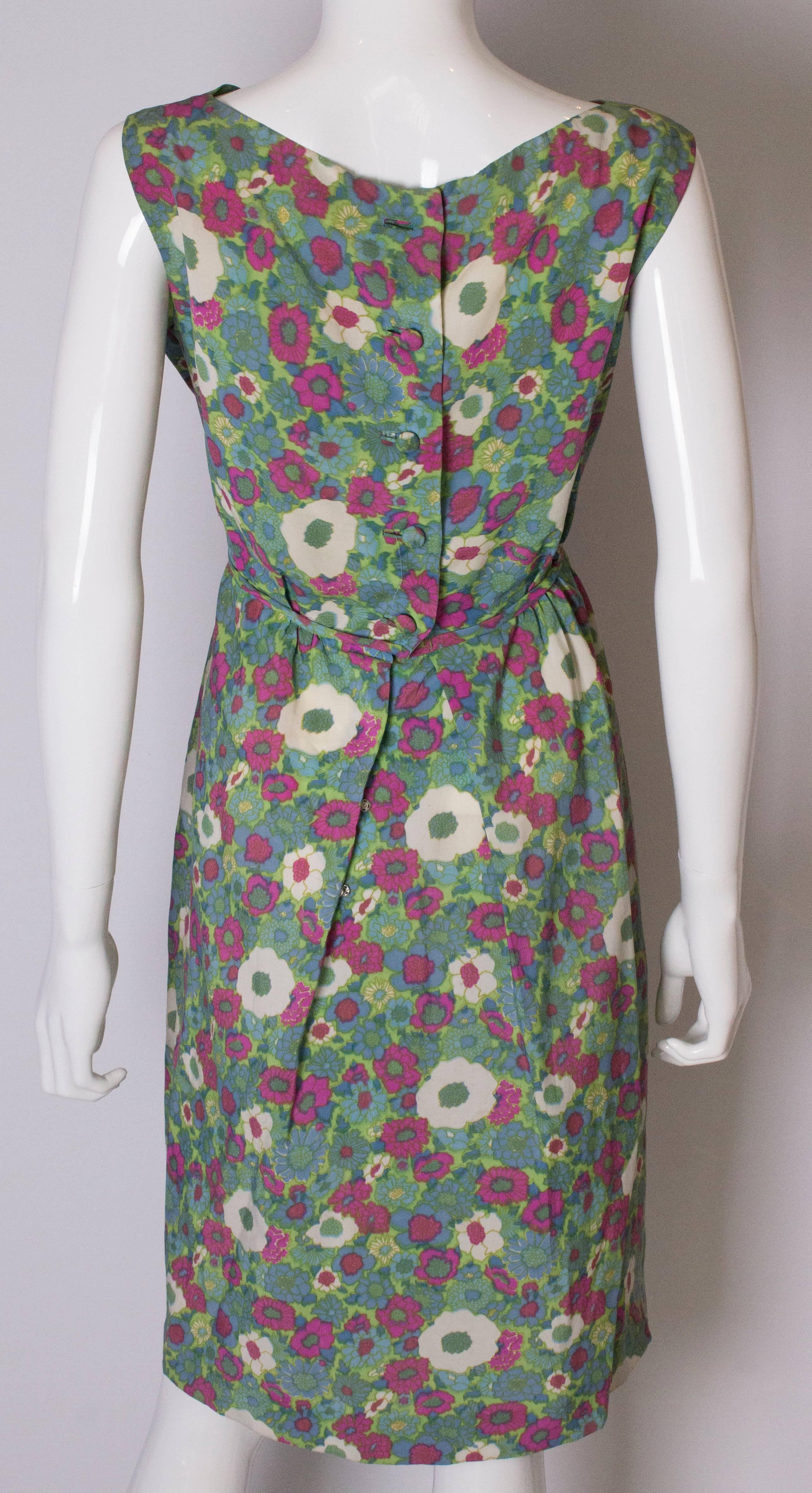 Women's or Men's A Vintage 1960s Floral Print Summer Day Dress For Sale