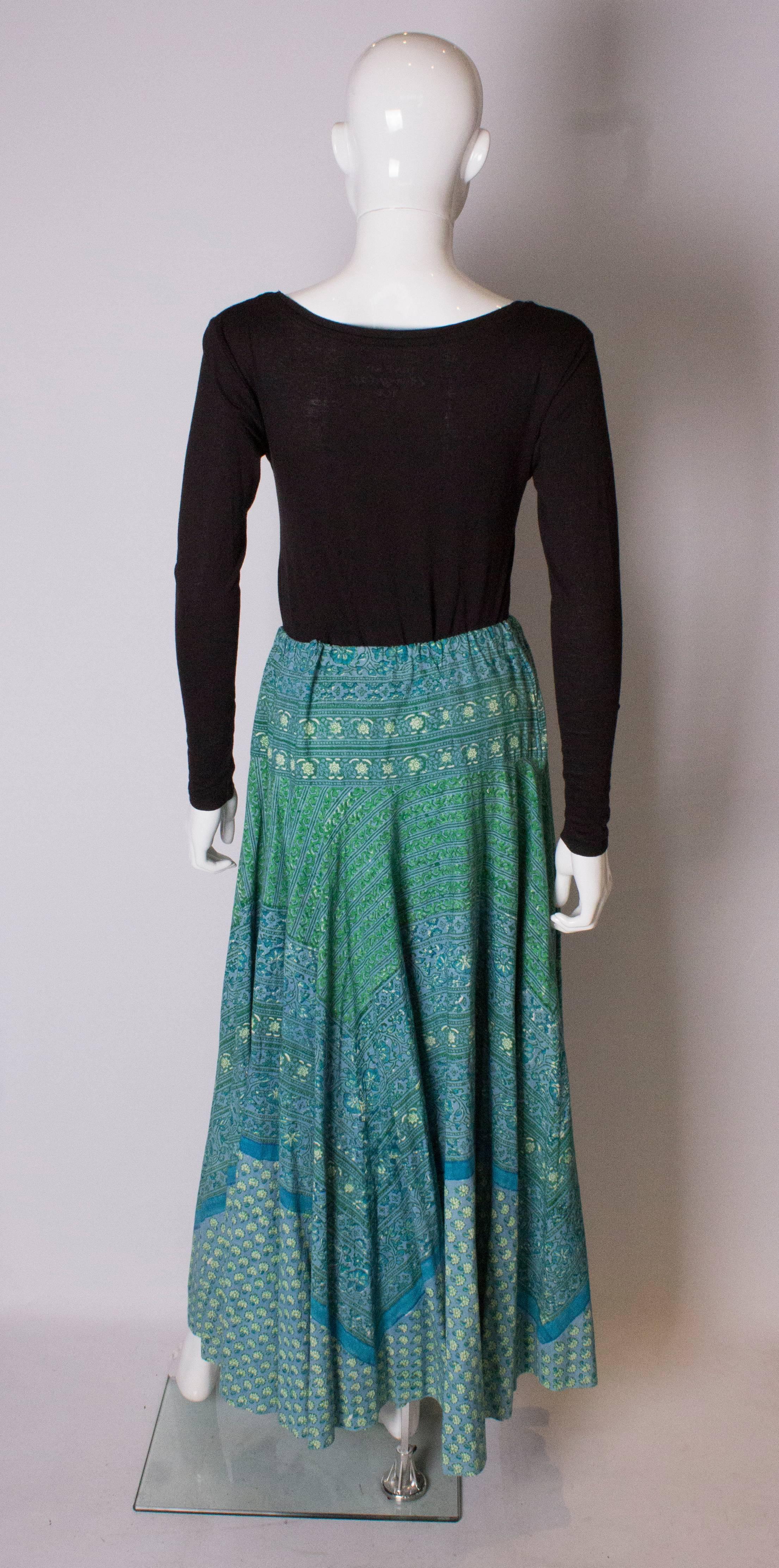 A Vintage 1970s Floral Printed Cotton Boho Summer  Skirt For Sale 2