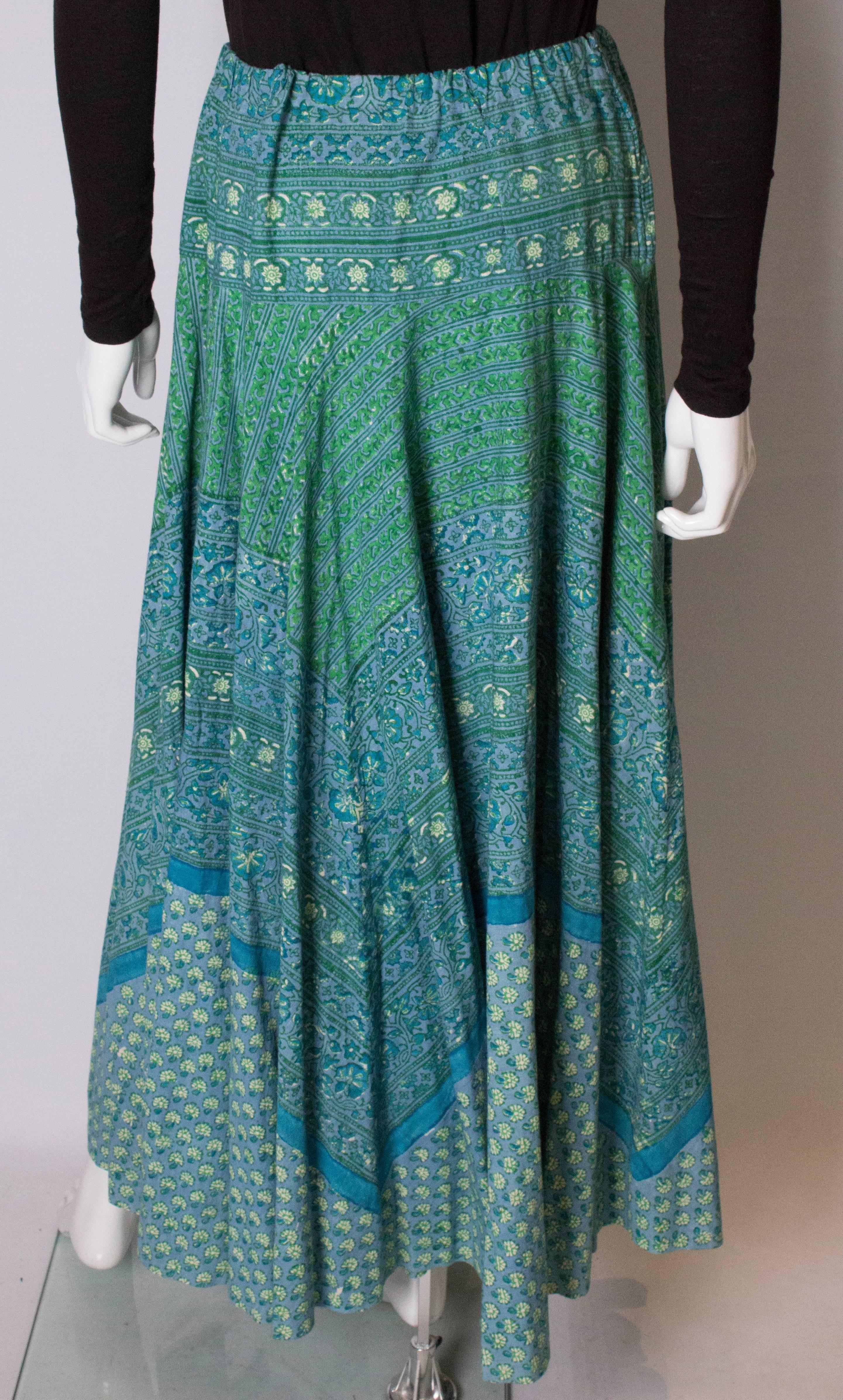 A Vintage 1970s Floral Printed Cotton Boho Summer  Skirt For Sale 3