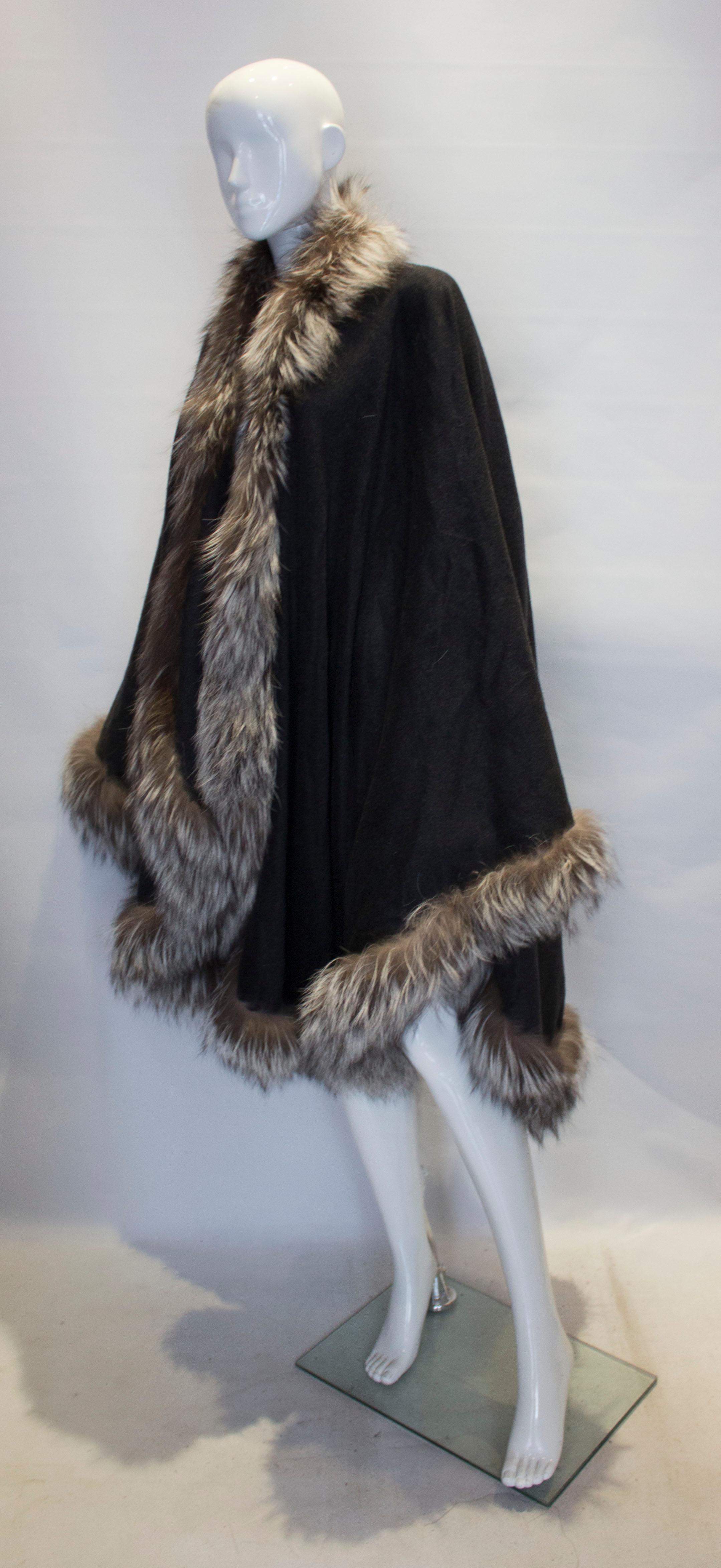 Black A Vintage 1970s Grey Wool/Cashmere Wrap with silver Fox fur trim Detail