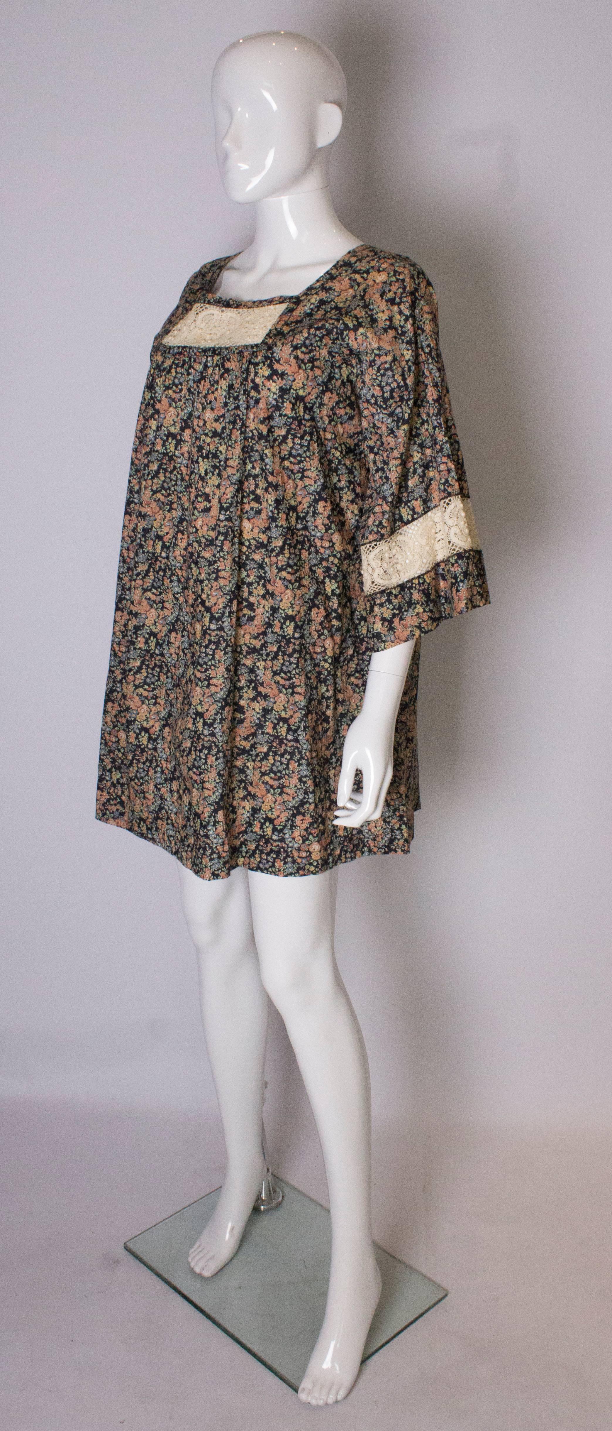 70s floral print top