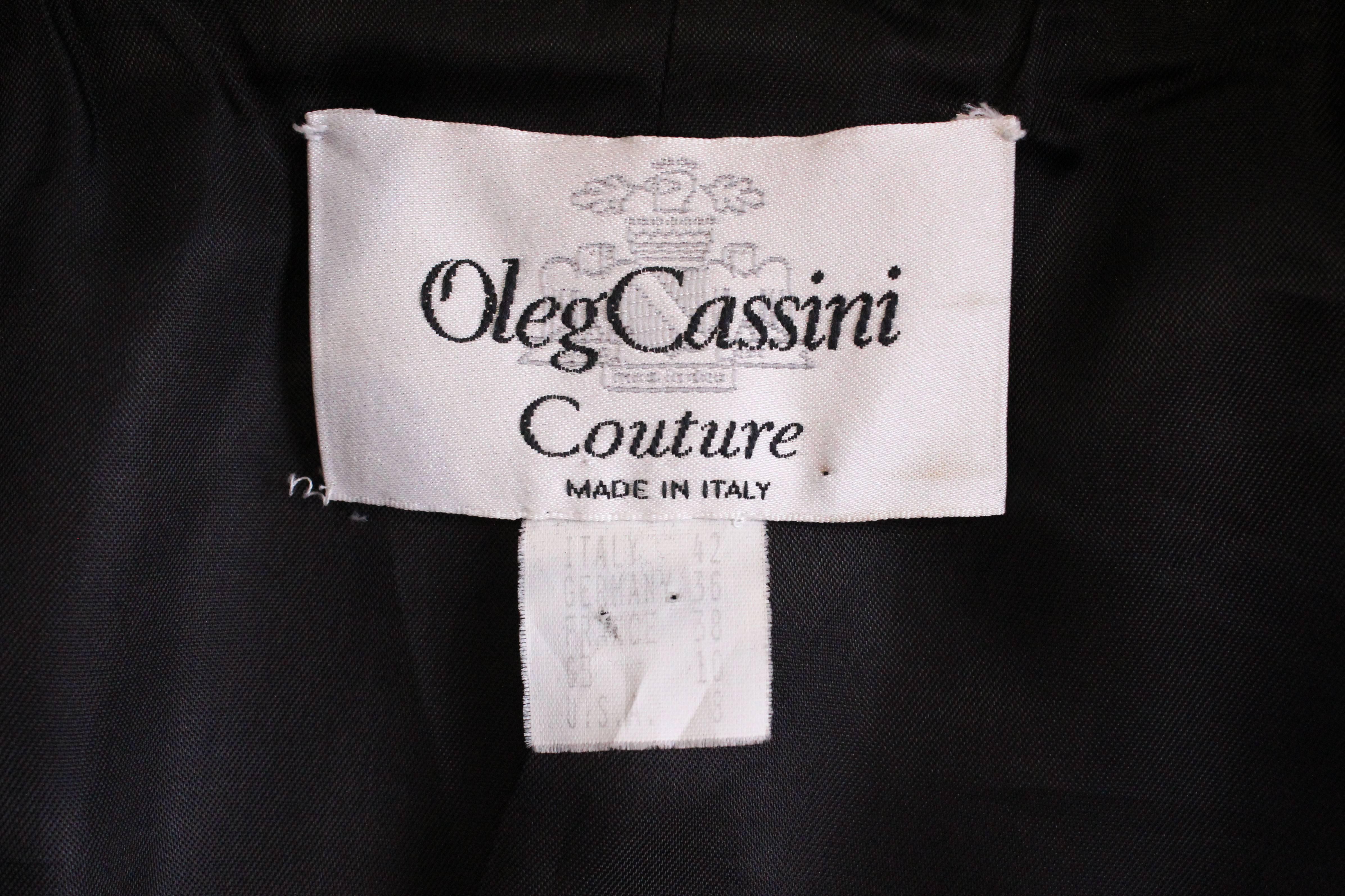 A vintage 1980s Oleg Cassini Couture Black and White Coat For Sale 3