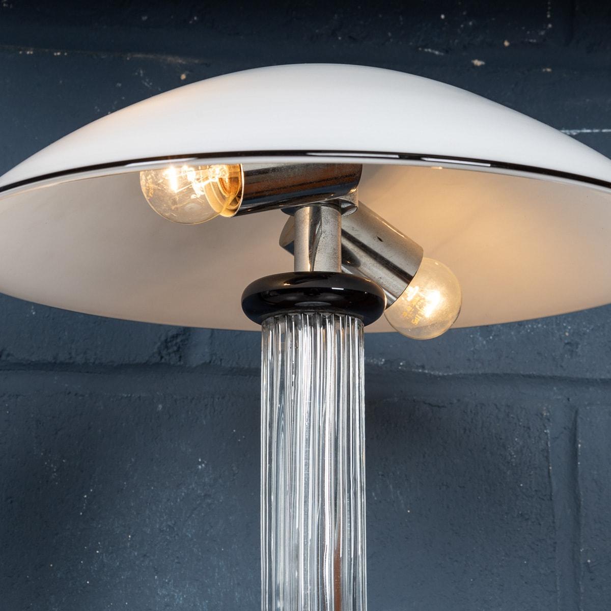 A.I.C C. Vintage Italian Table Lamp by Vistosi c.1980 en vente 11