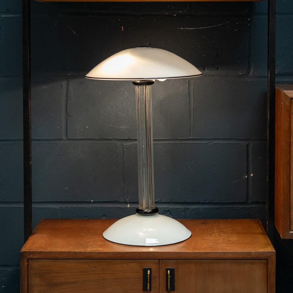 A.I.C C. Vintage Italian Table Lamp by Vistosi c.1980 en vente 1