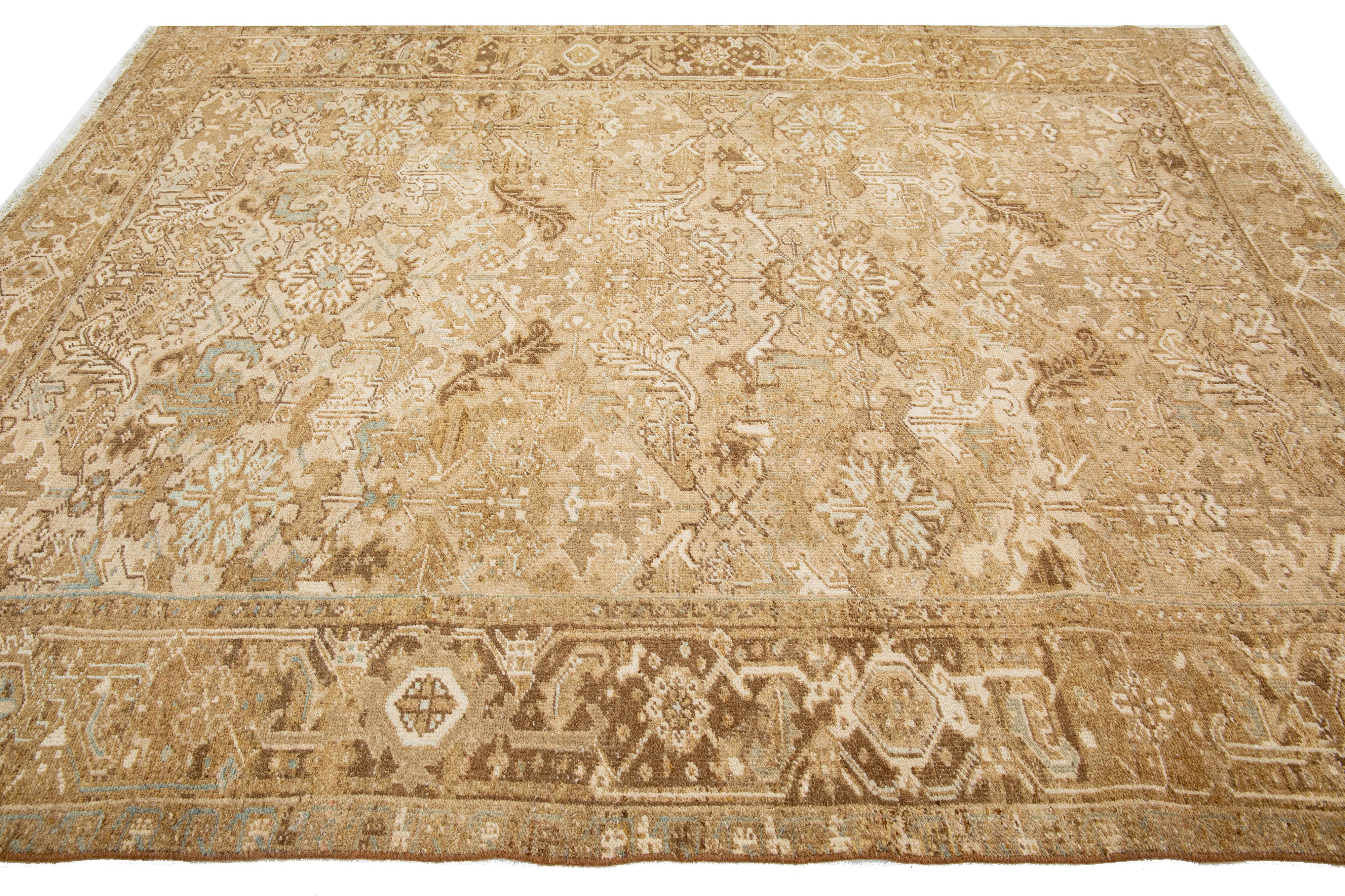 Early 20th Century A Vintage Allover Designed Persian Heriz Wool Rug Handmade In Beige For Sale