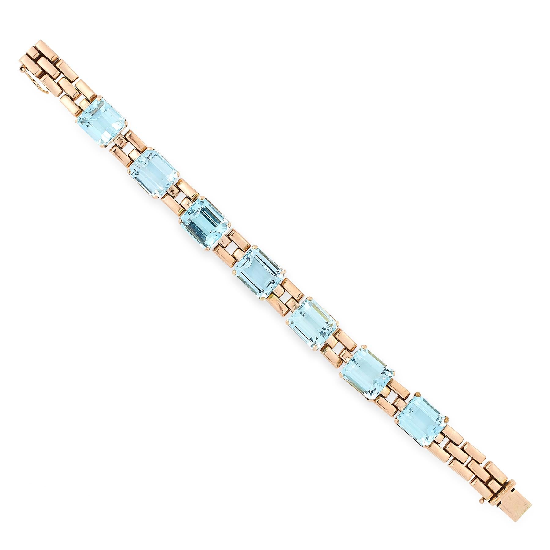 Vintage Aquamarine Bracelet In Good Condition For Sale In  London, GB