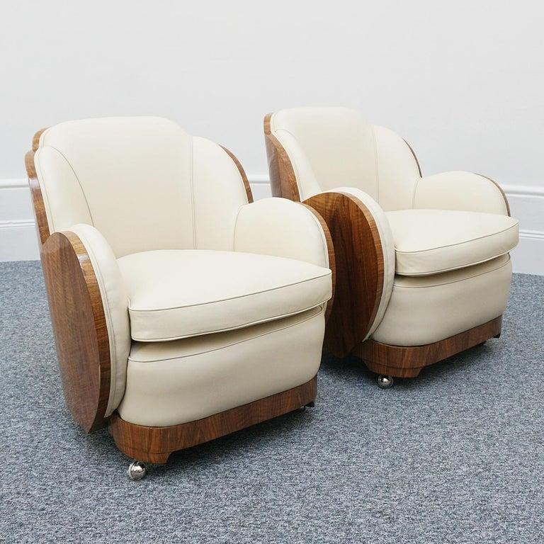 A Vintage Art Deco Three Piece Lounge Suite Sofa and Armchairs Circa 1930 1