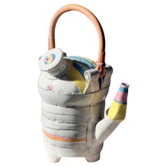 Eine von Künstlern gefertigte Vintage-Teekanne aus Keramik, 20. Jahrhundert